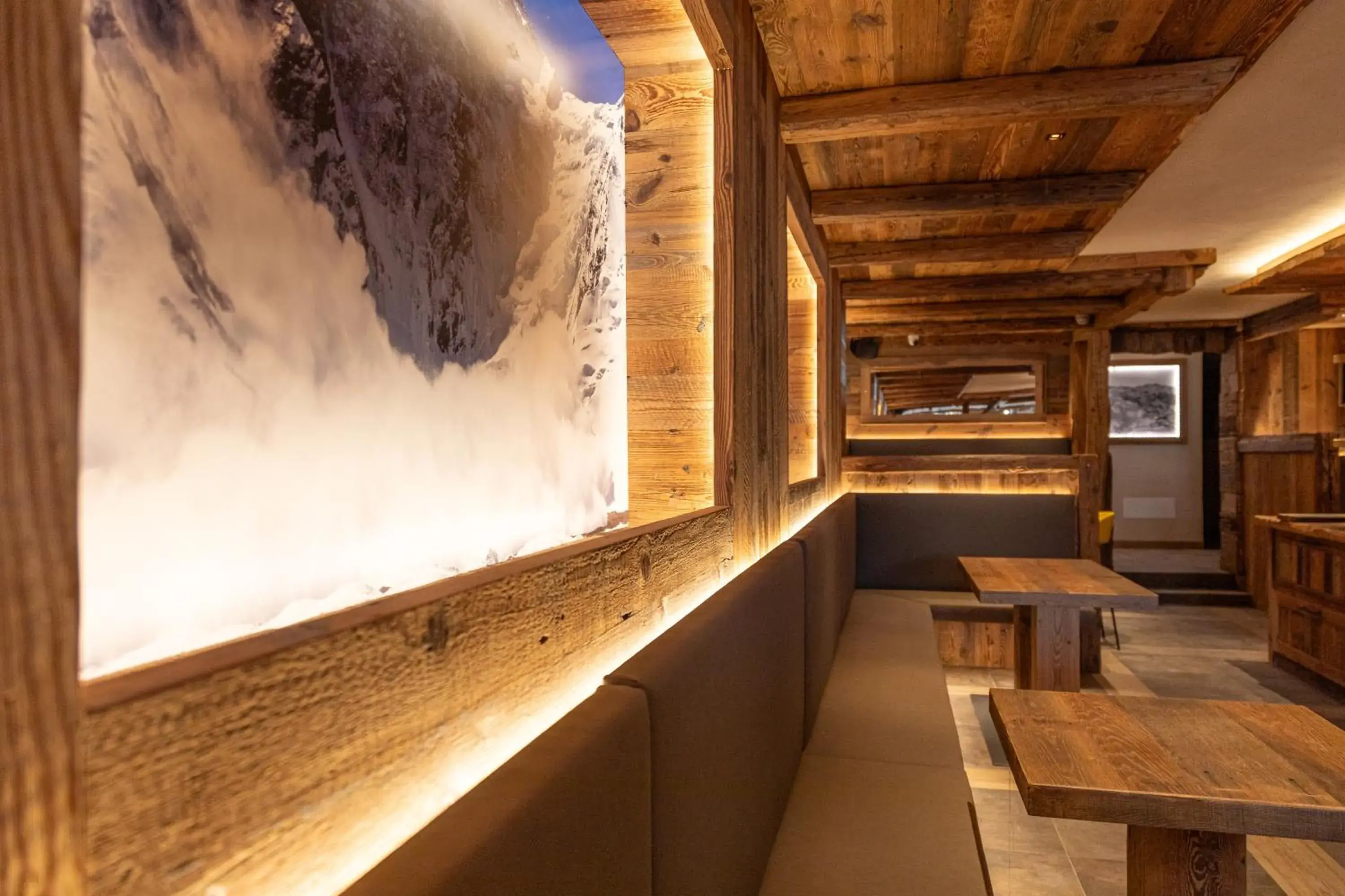 Breakfast in Avalanche - Alpine Boutique Hotel Breakfast in Avalanche - Alpine Boutique Hotel