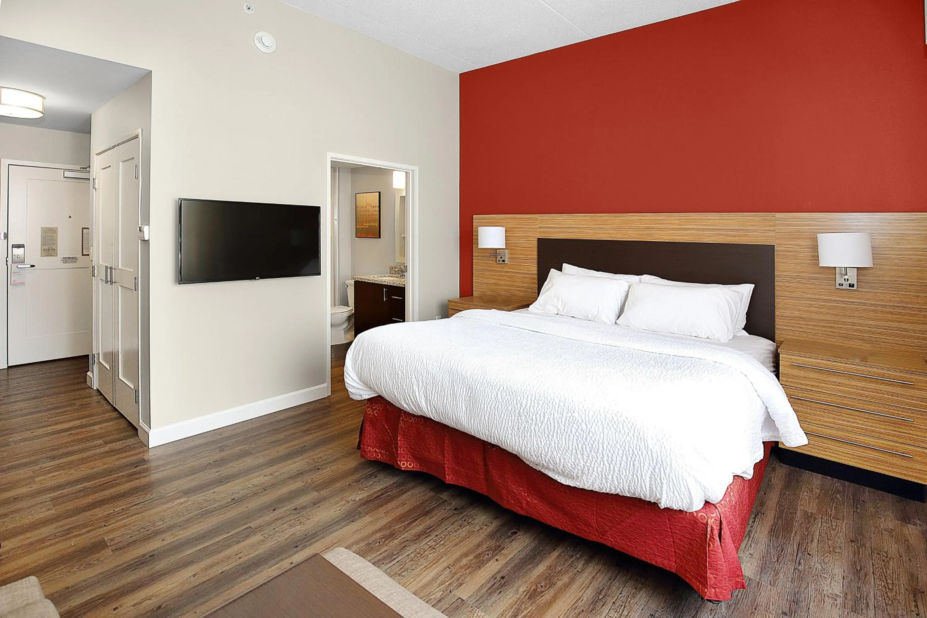 Bedroom, Bed in TownePlace Suites by Marriott Grove City Mercer/Outlets