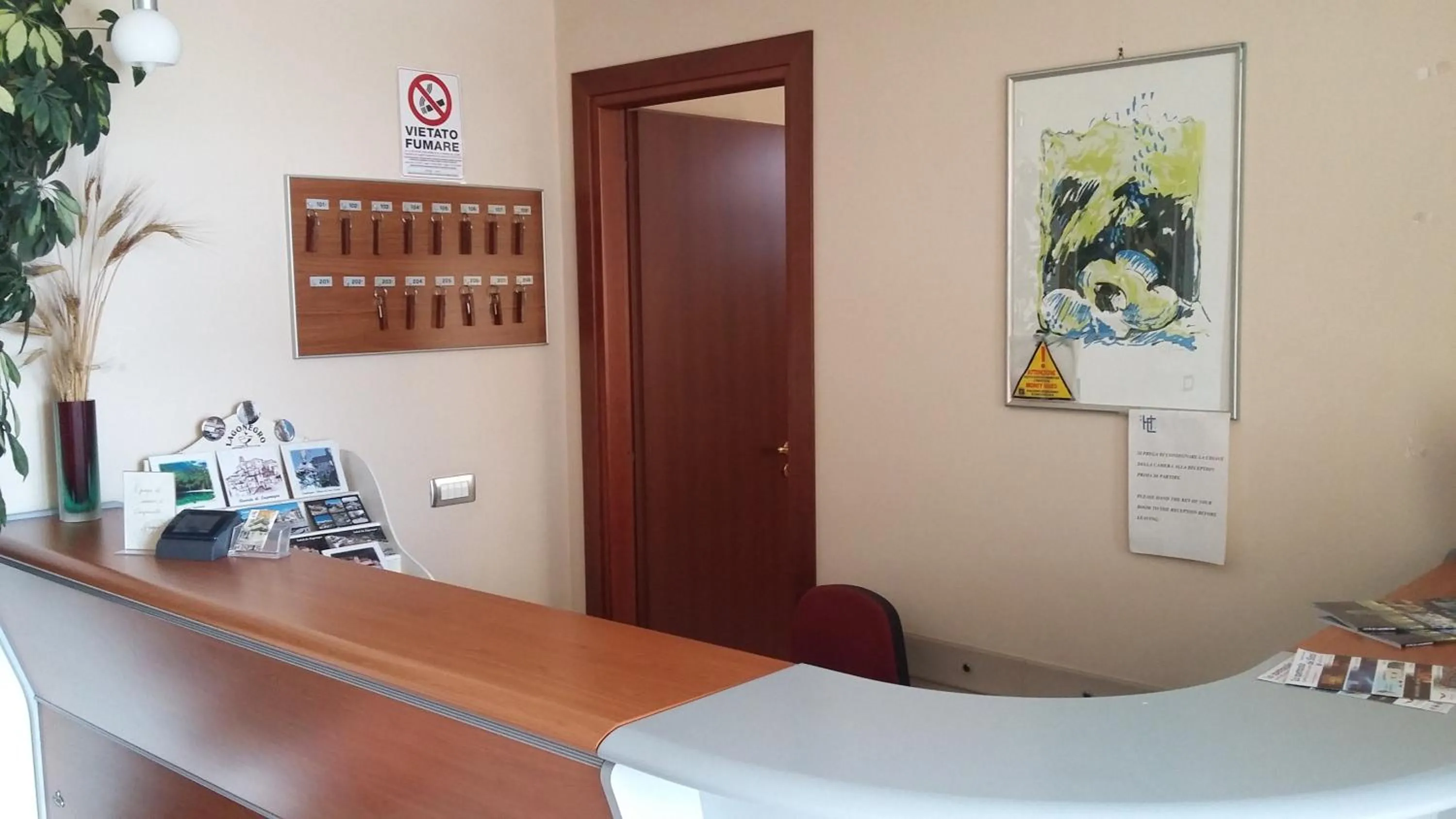 Lobby or reception in Hotel Caimo Bed-Breakfast