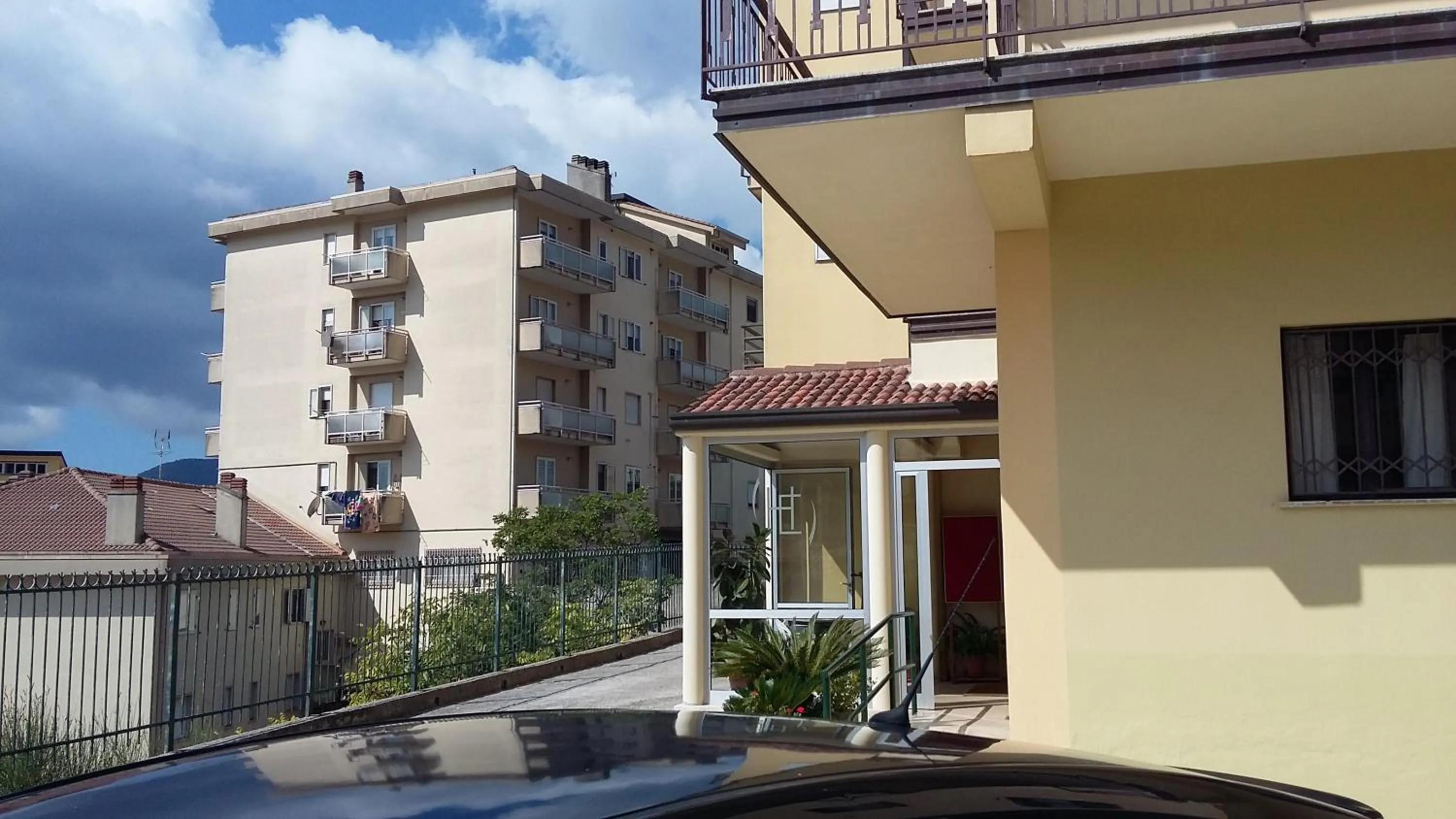 Property building in Hotel Caimo Bed-Breakfast