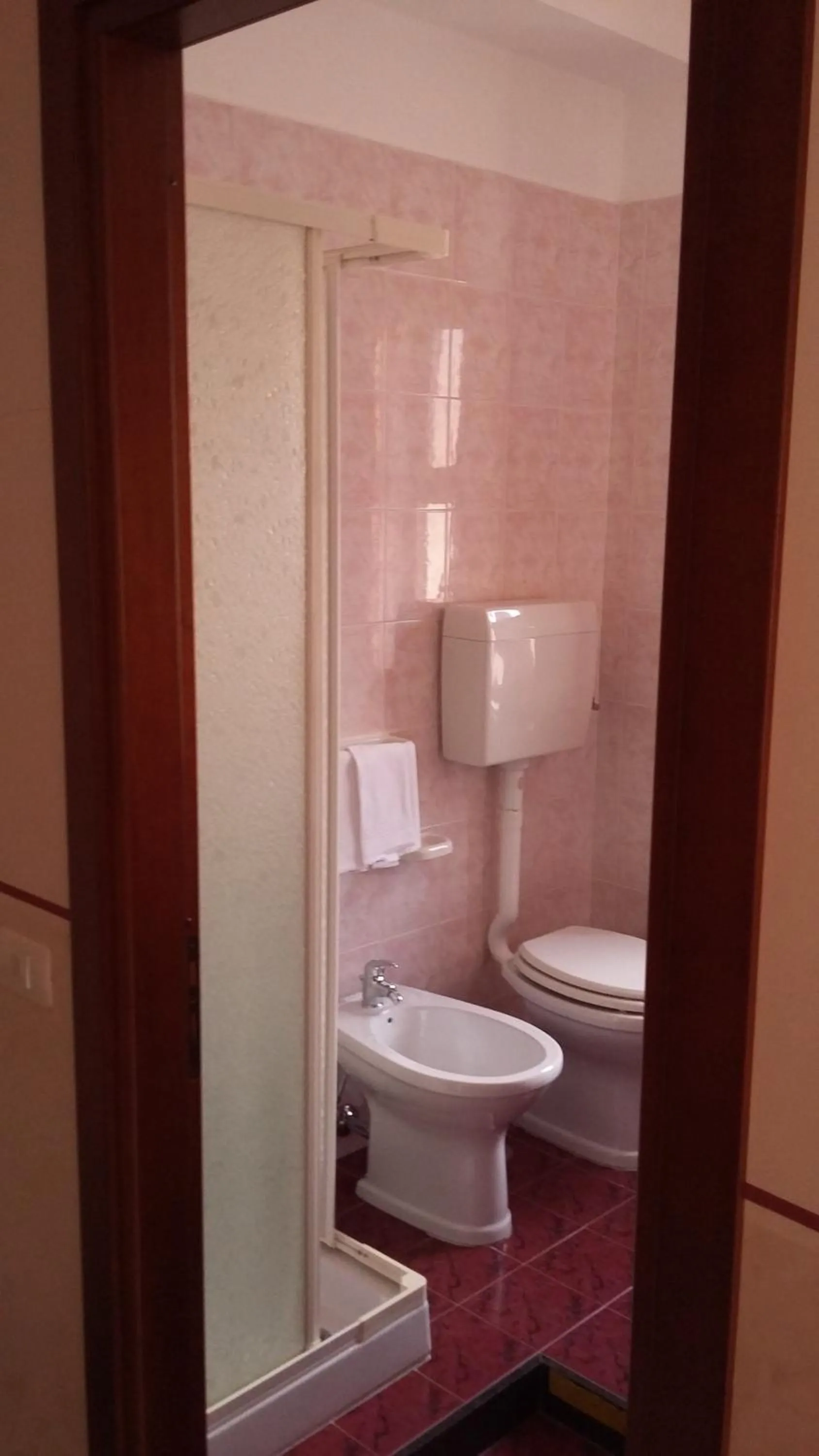 Bathroom in Hotel Caimo Bed-Breakfast