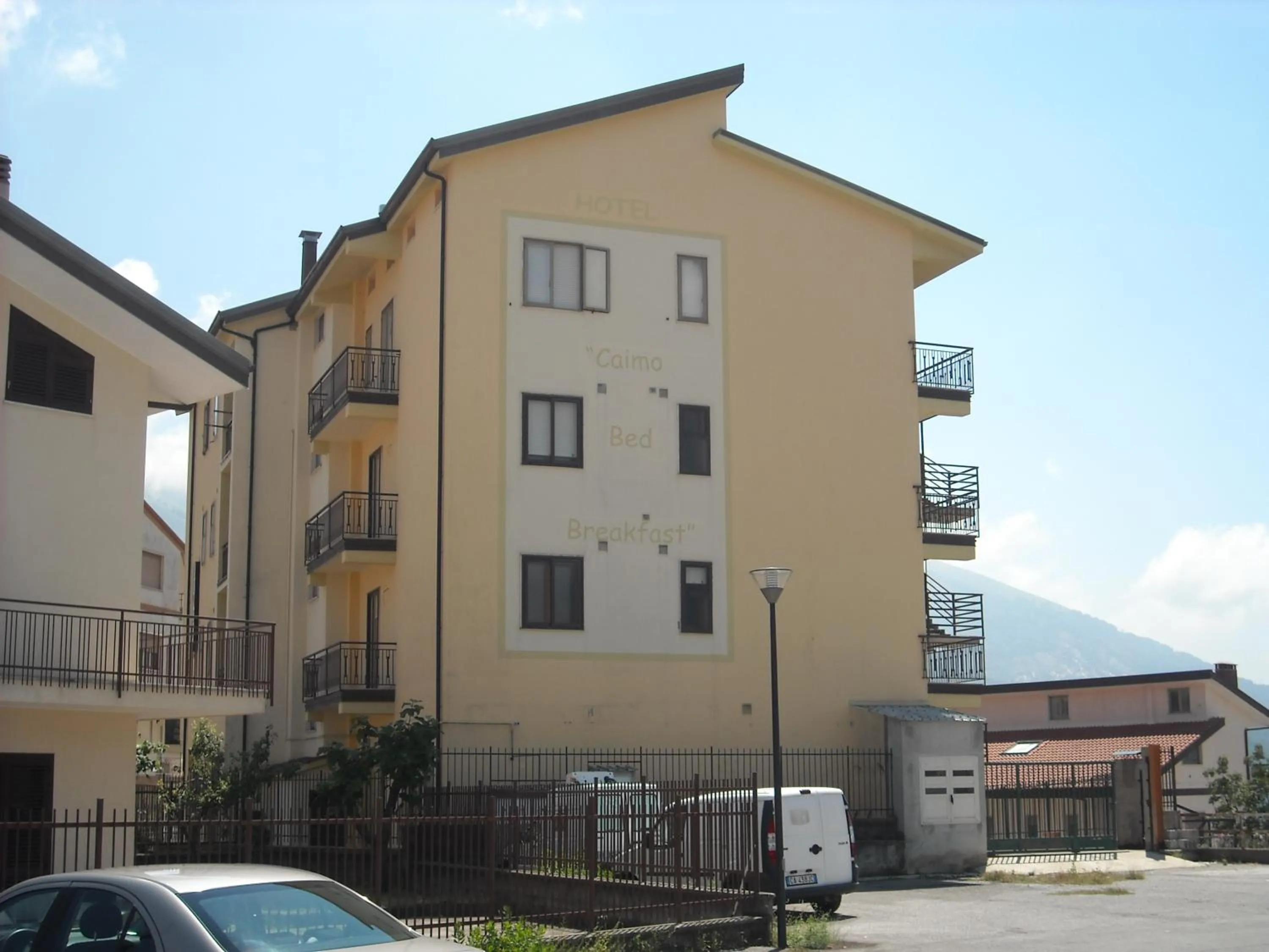 Property building in Hotel Caimo Bed-Breakfast
