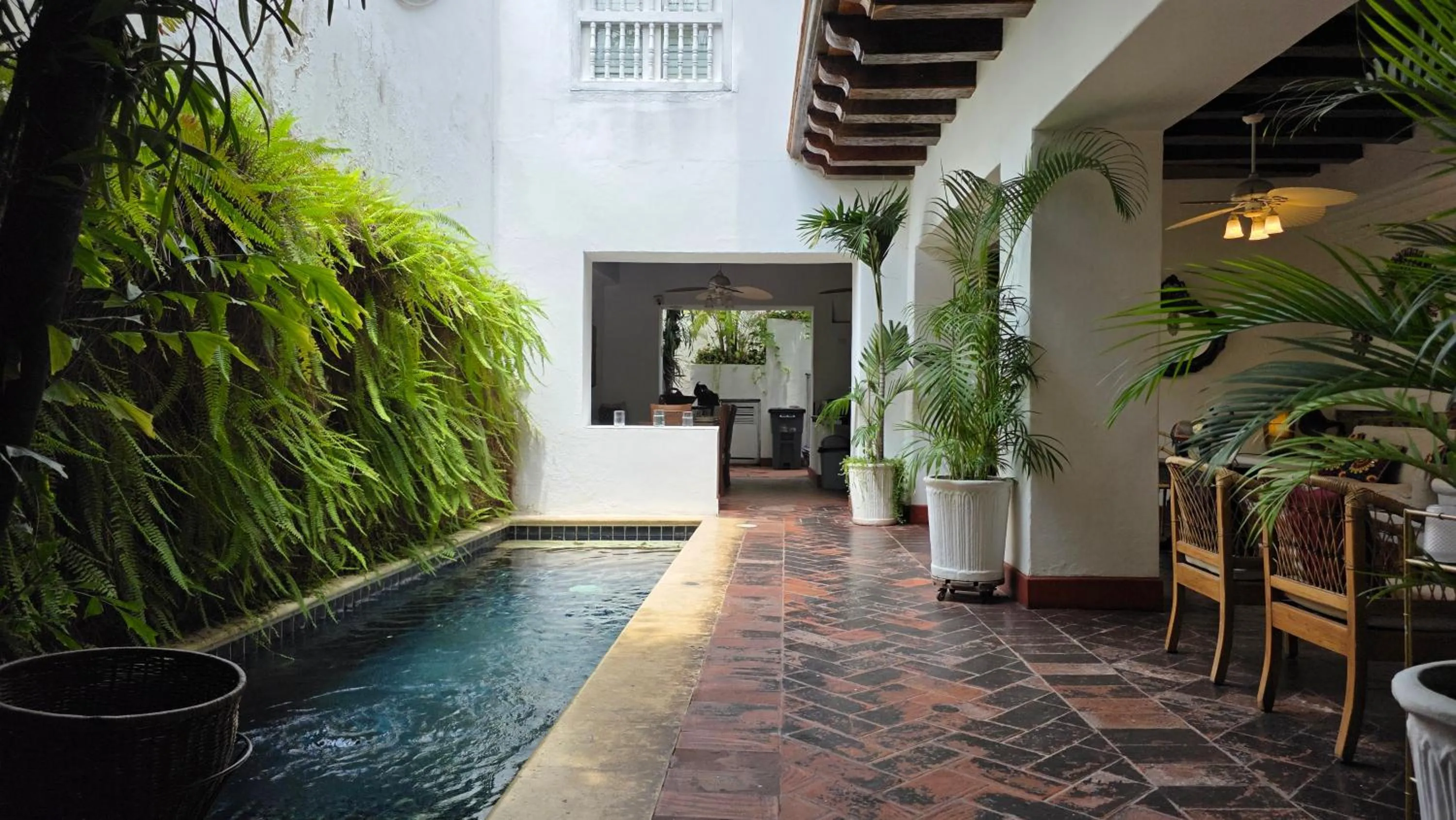 Swimming pool in Hotel Casa la Tablada
