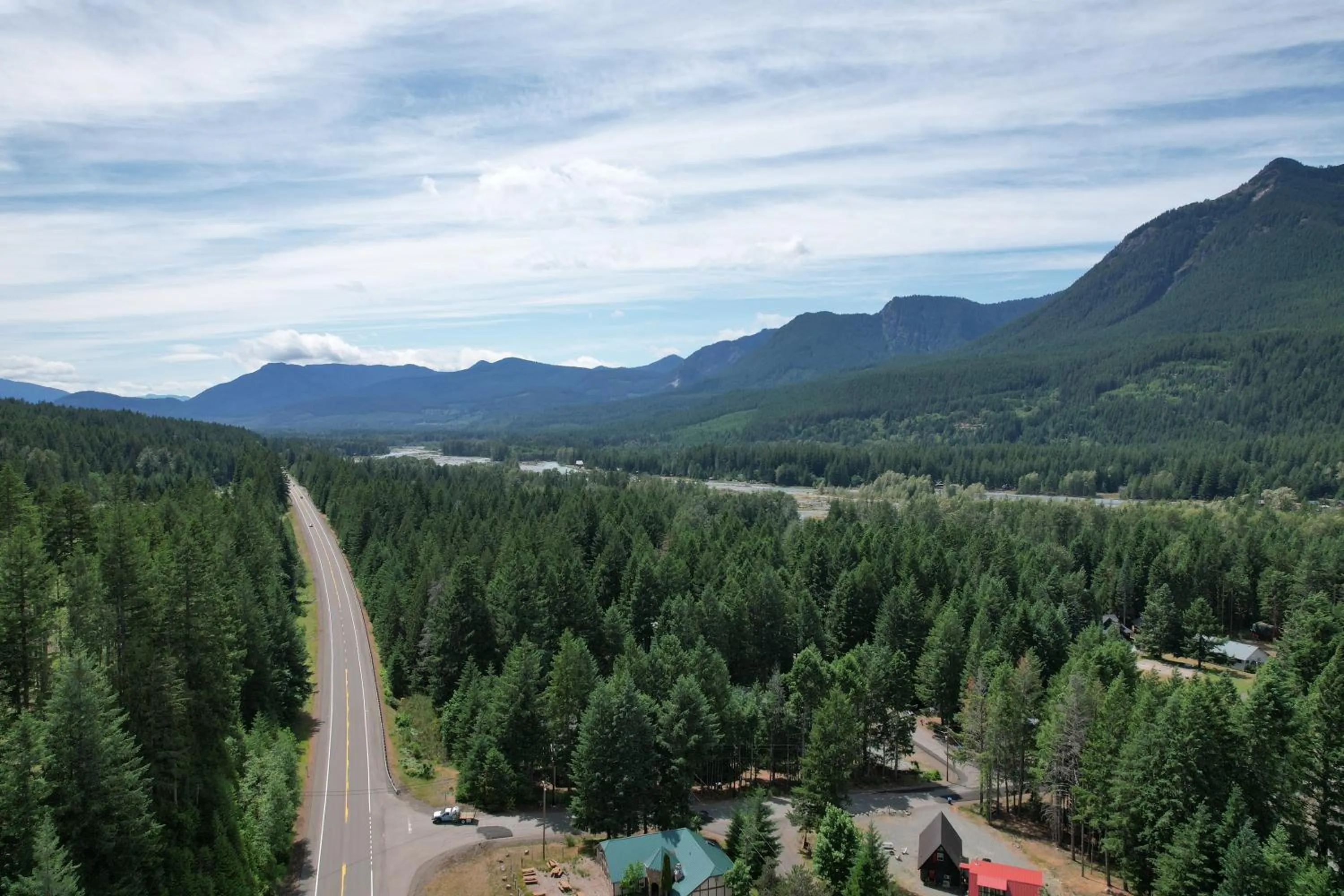 Natural landscape in Packwood Lodge & Cabins