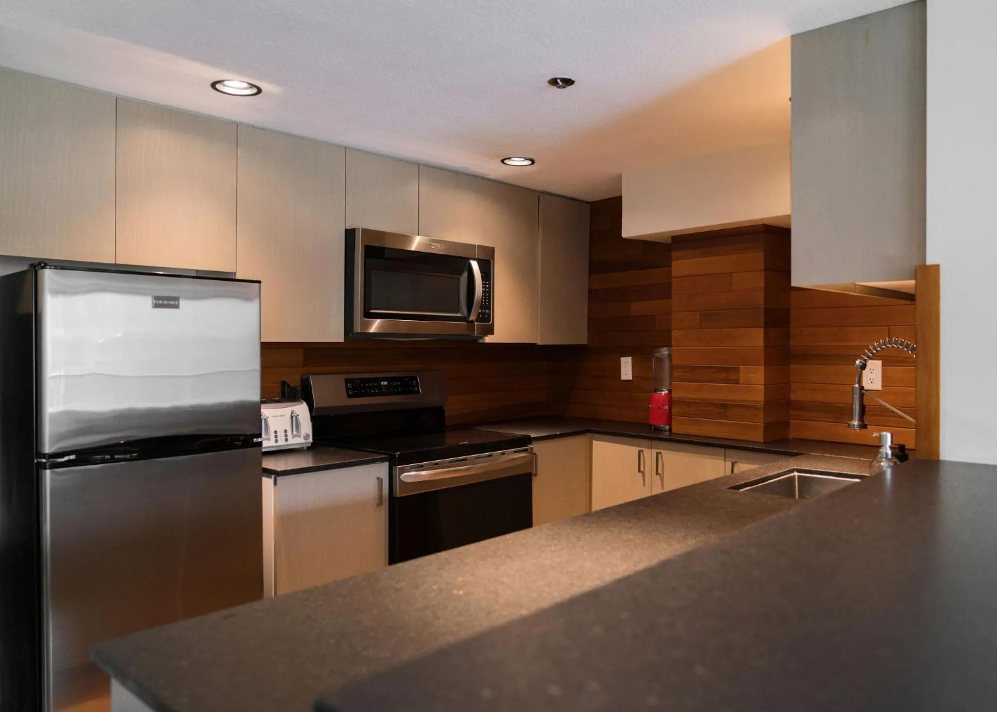 Gibbons Life Accommodations