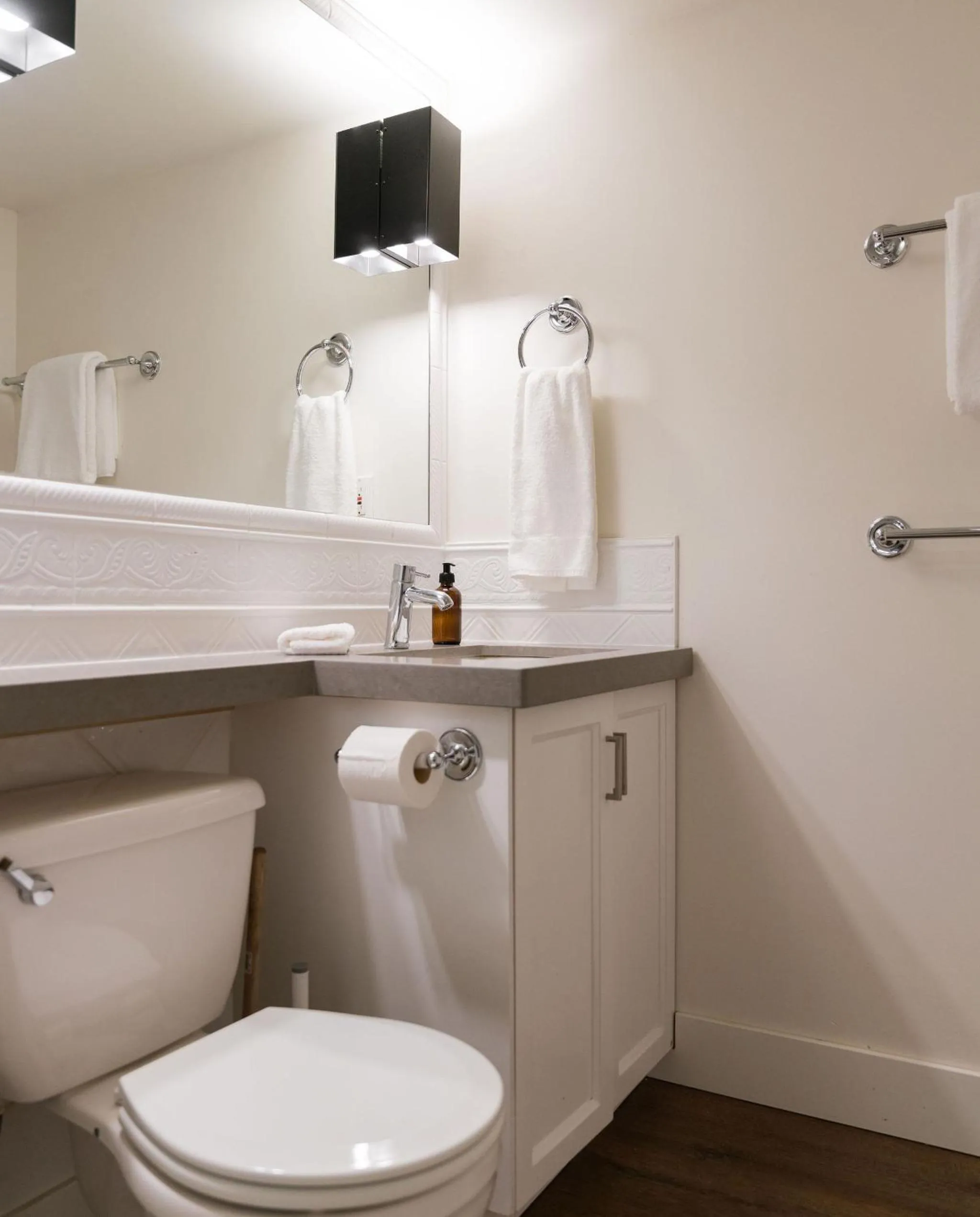 Gibbons Life Accommodations