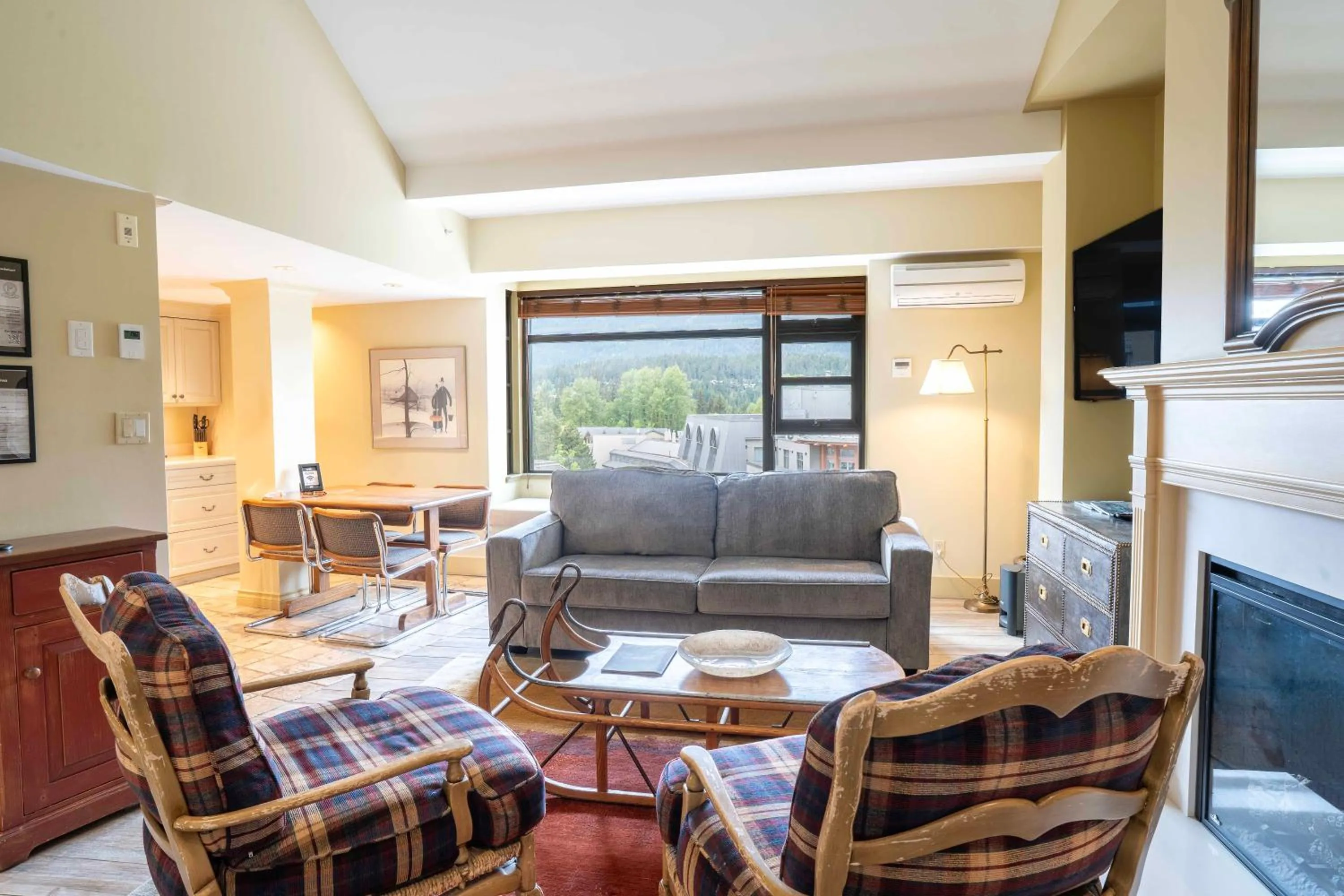 Gibbons Life Accommodations