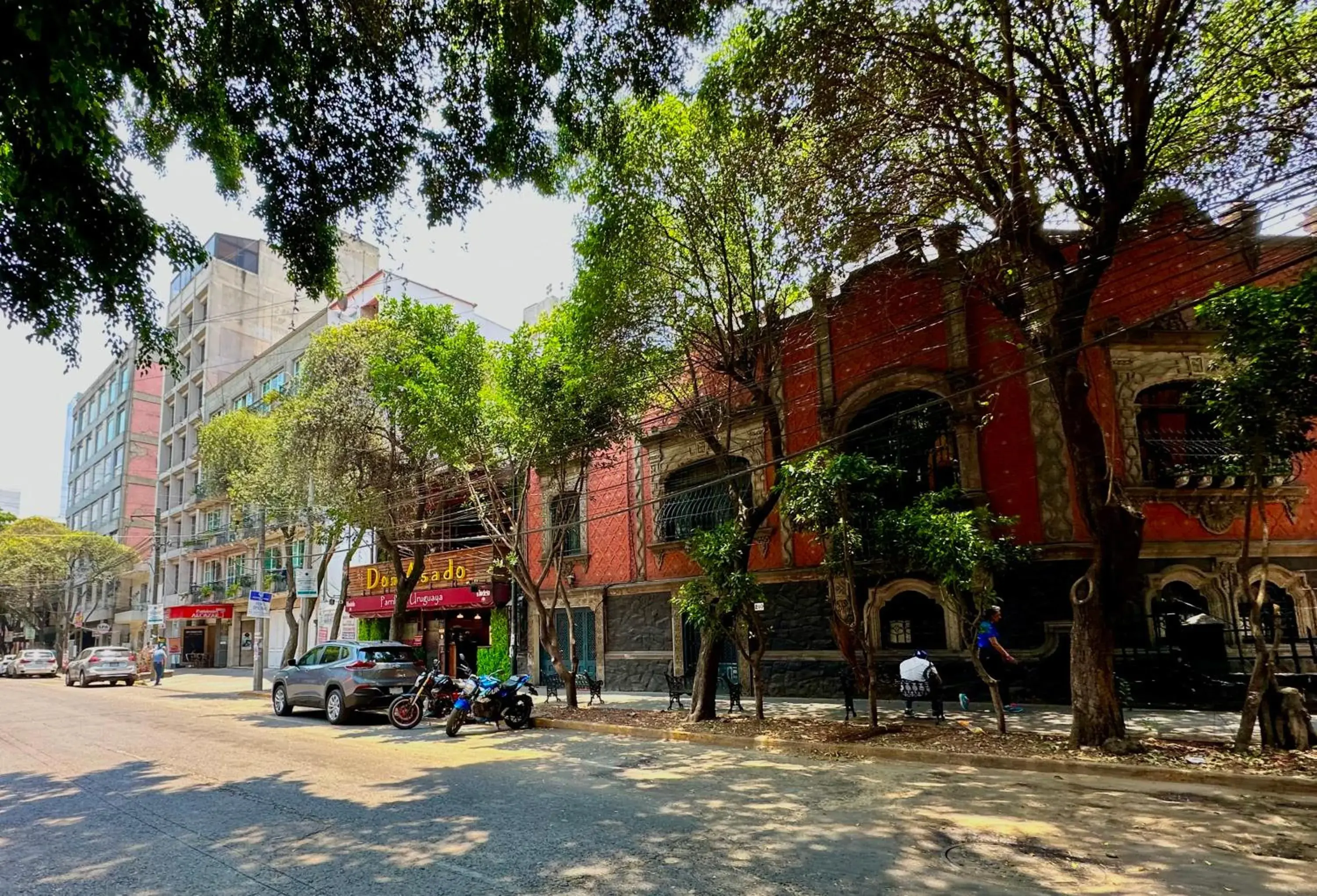 Restaurant/places to eat in Suites Lerma 205 Restaurant/places to eat in Suites Lerma 205