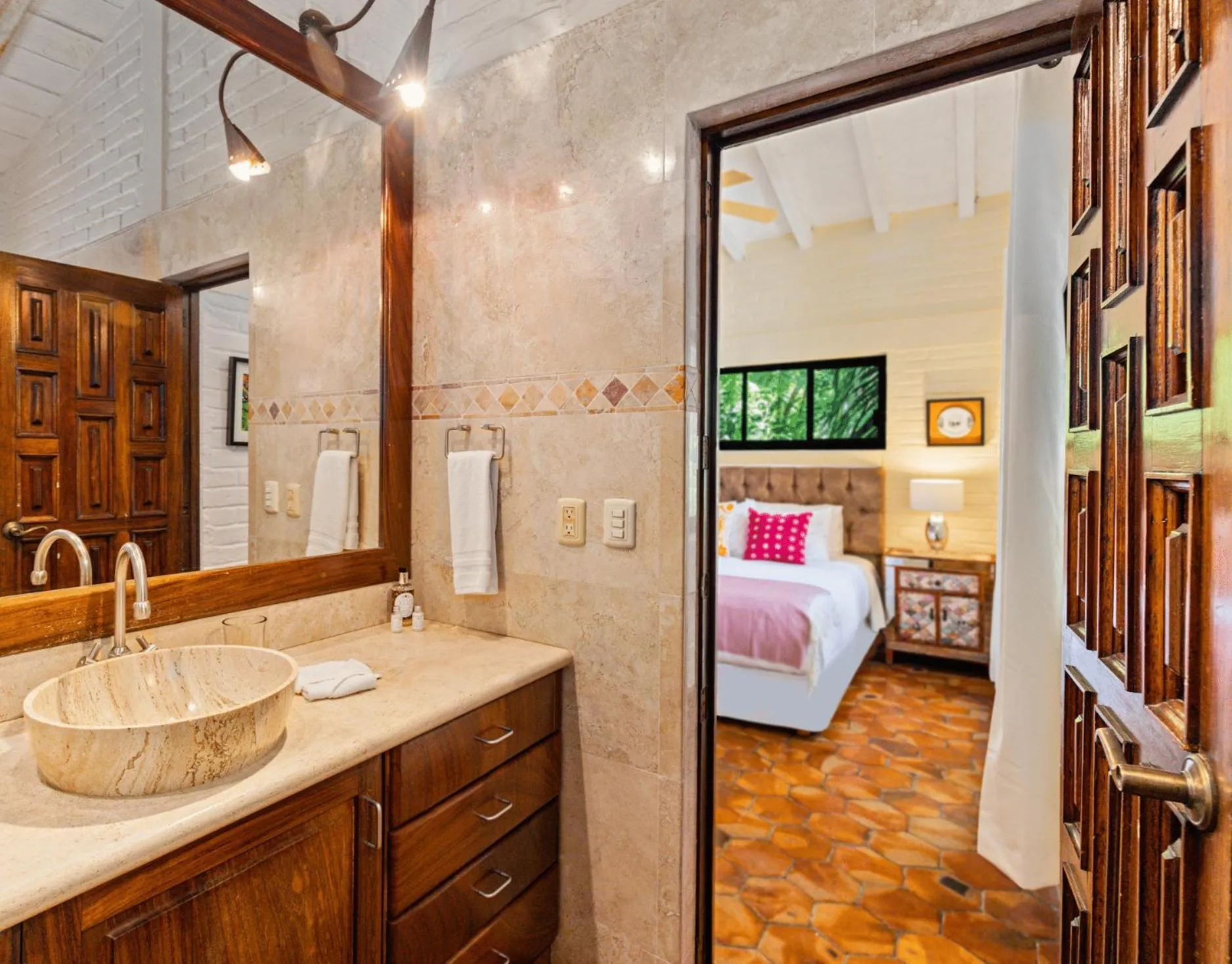 Bathroom, Bed in Villa Lola - Adults Only