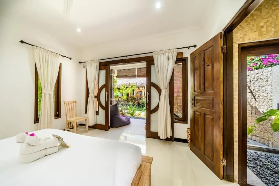 Bedroom, Bed in Bunga Laut Bungalow