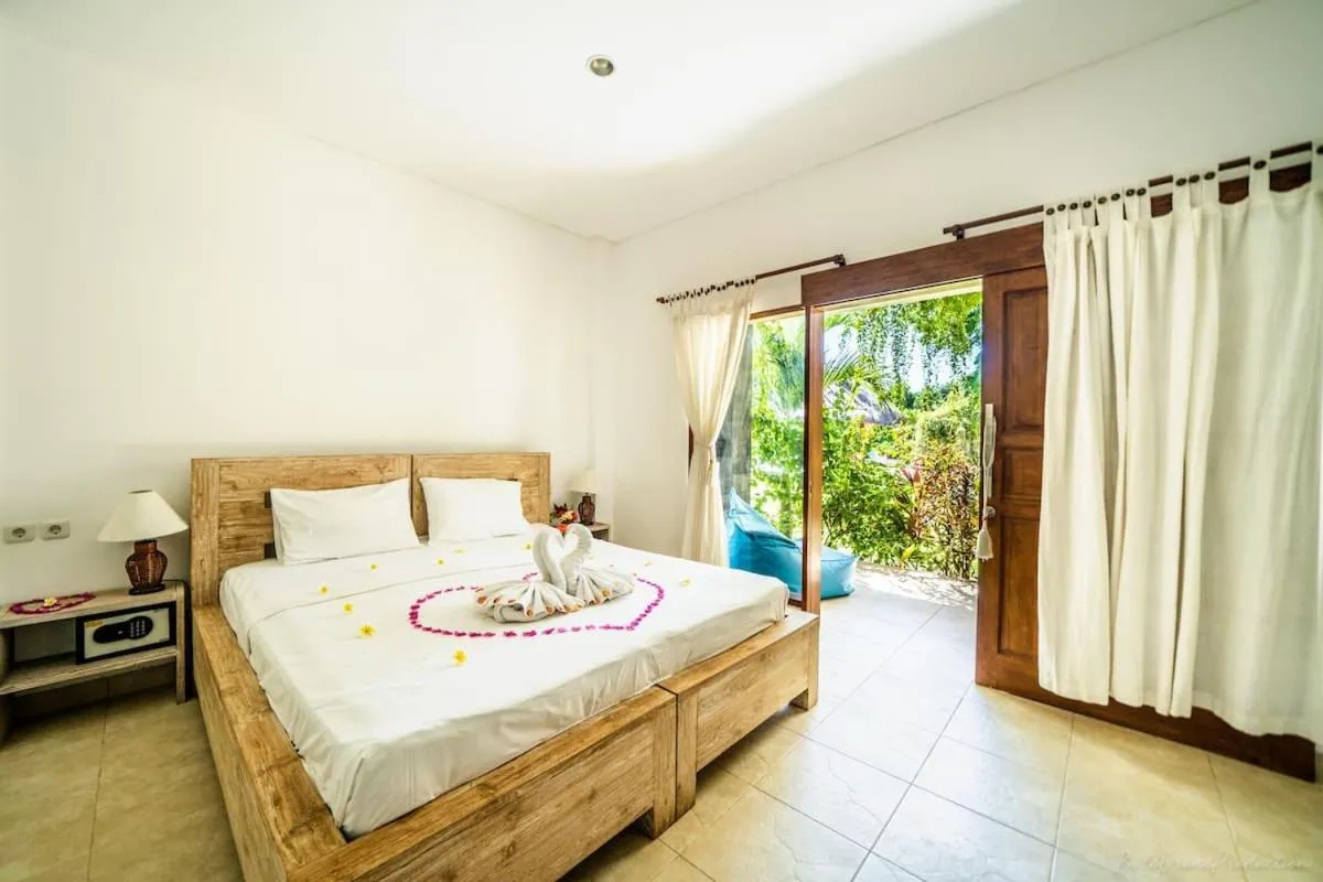Bedroom, Bed in Bunga Laut Bungalow