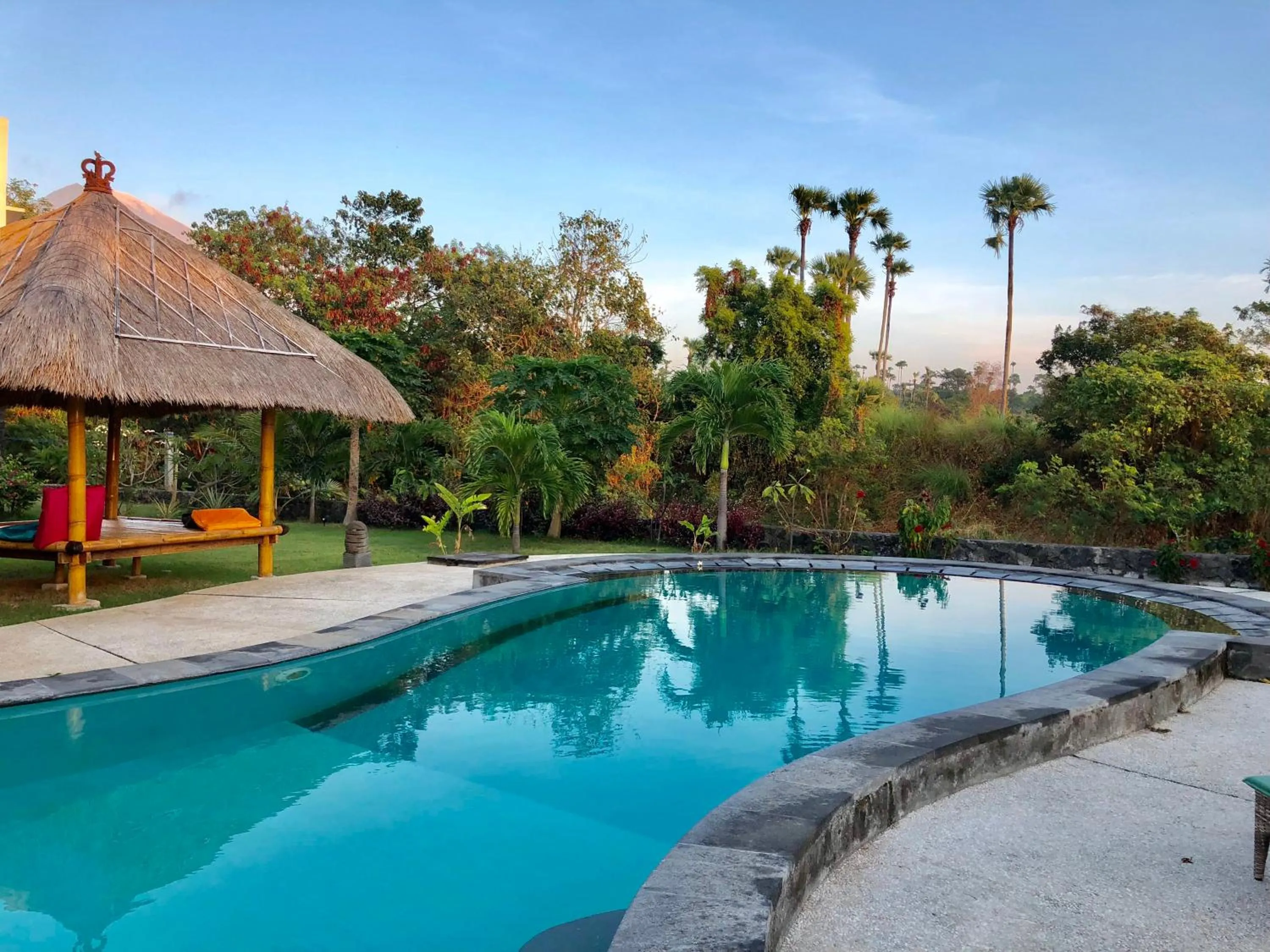 Swimming pool in Bunga Laut Bungalow