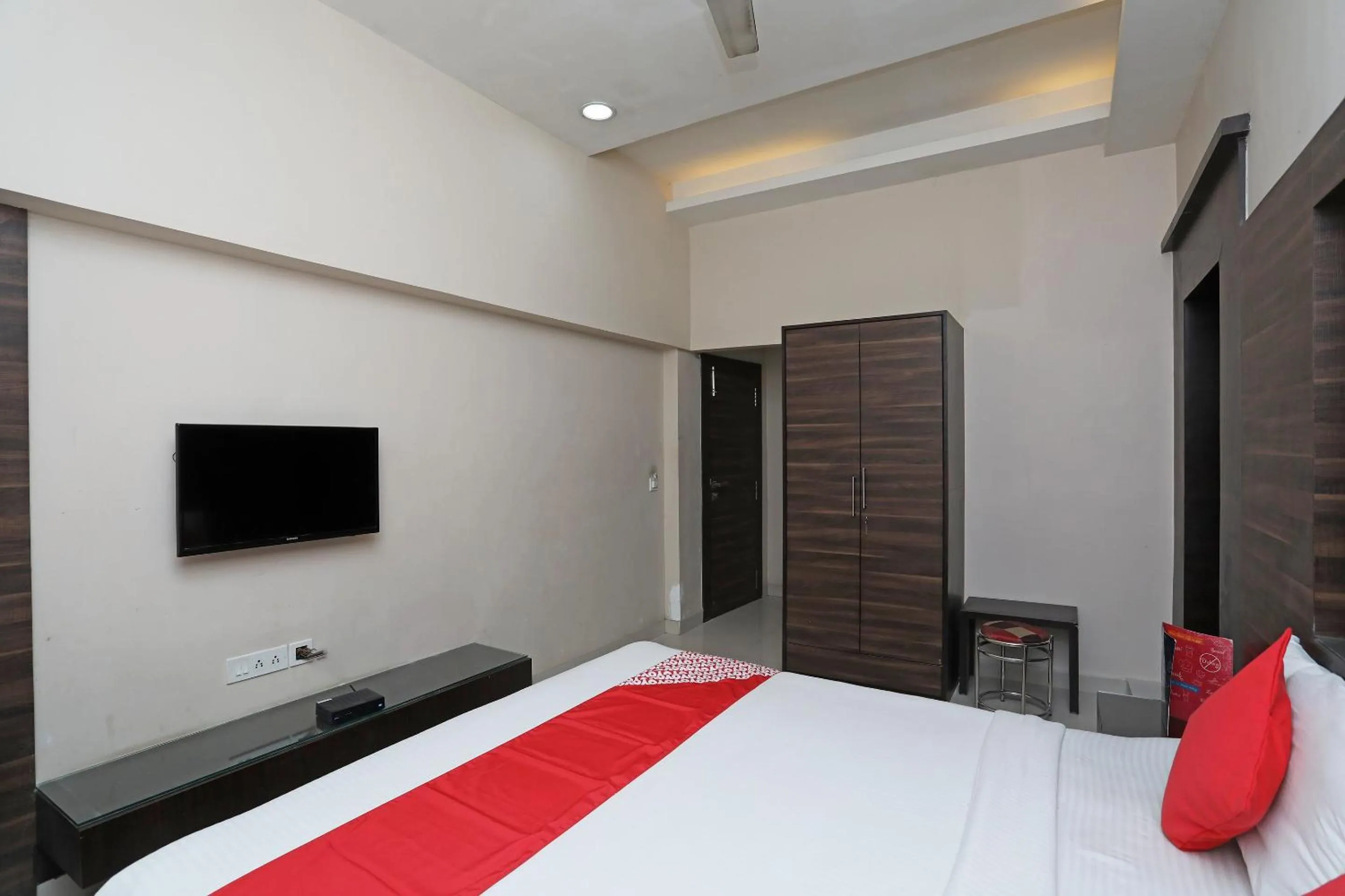 Bedroom, Bed in Hotel O South Fern