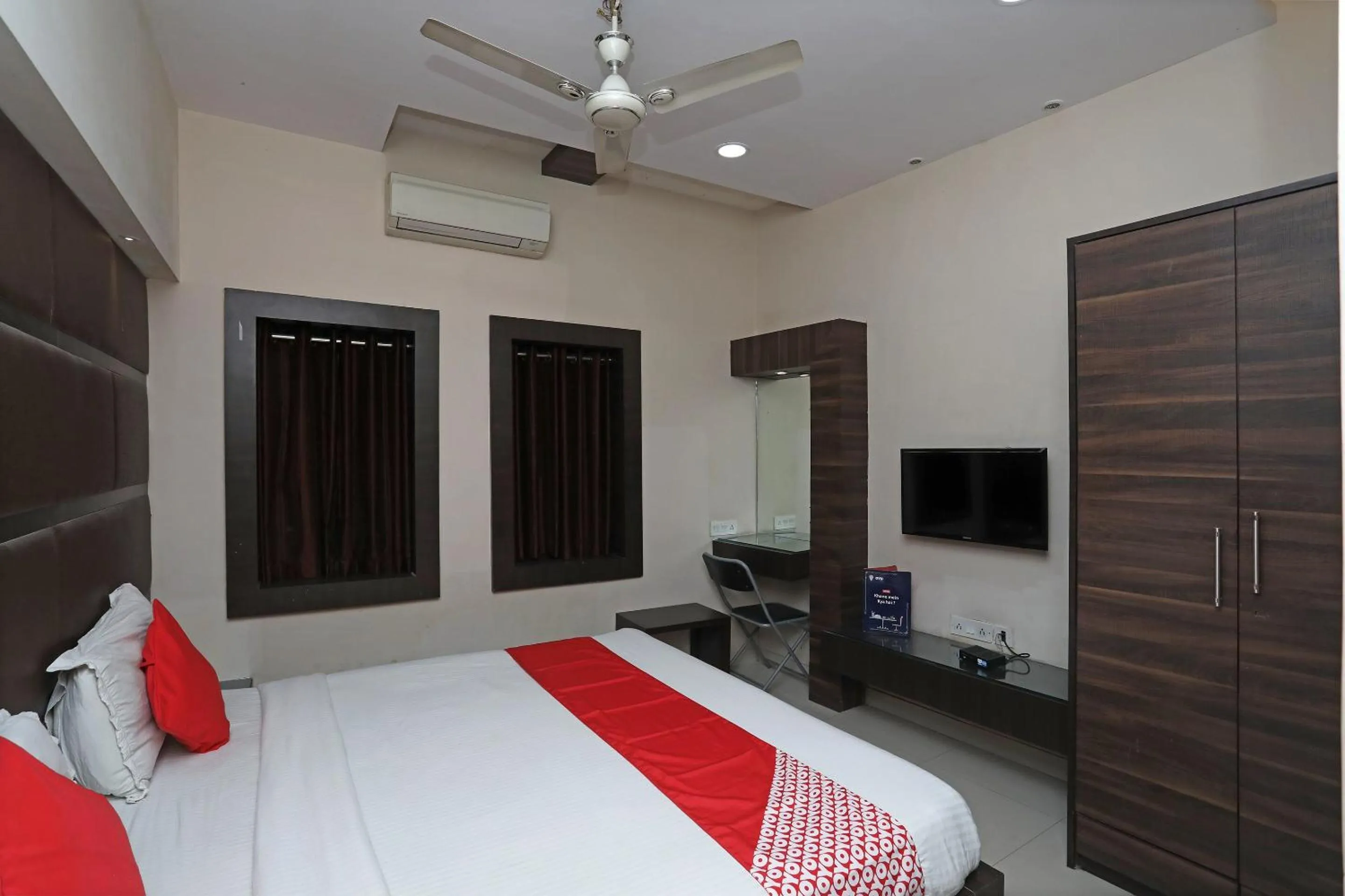 Bedroom, Bed in Hotel O South Fern