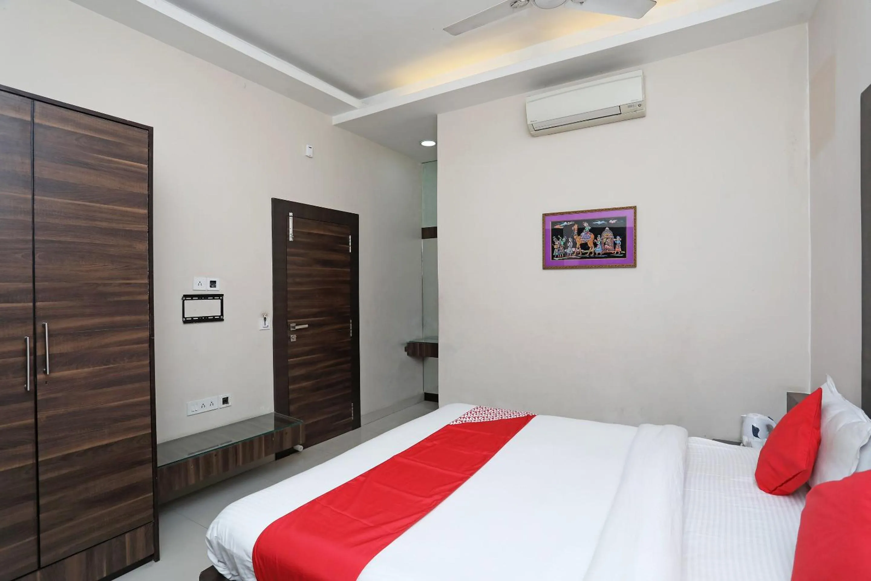 Bedroom, Bed in Hotel O South Fern