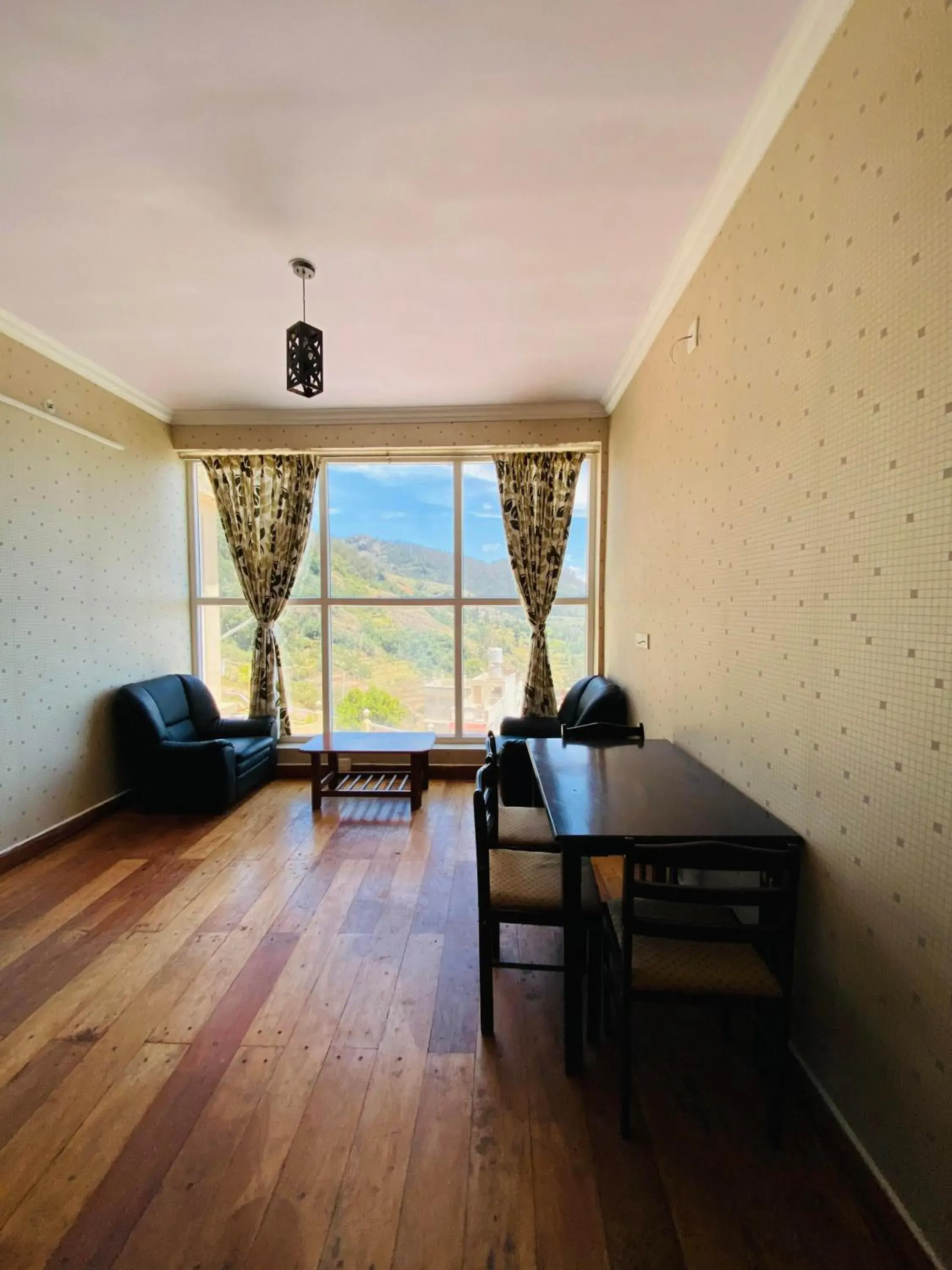 Living room in Tulips Valley View Resorts Living room in Tulips Valley View Resorts