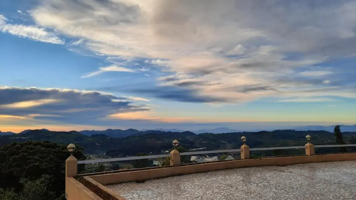 Mountain view in Tulips Valley View Resorts Mountain view in Tulips Valley View Resorts