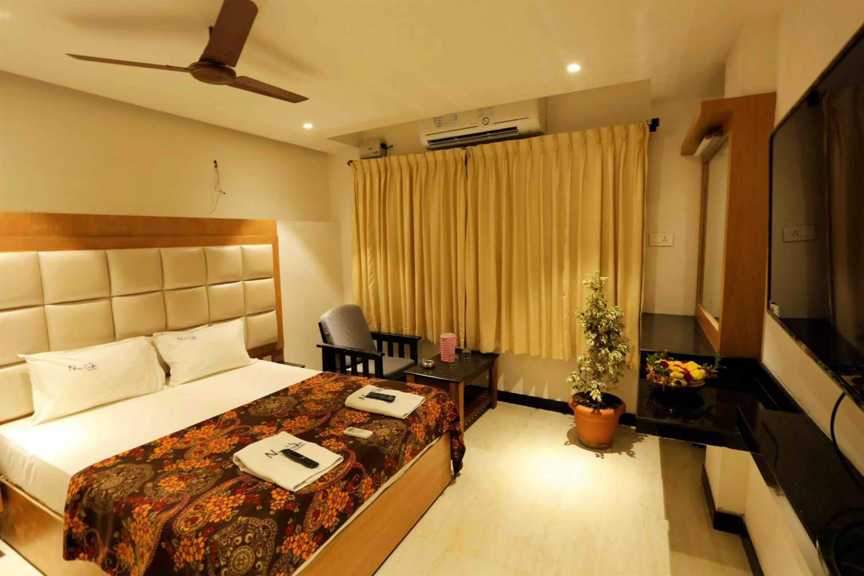 Bed in New Cape Hotel