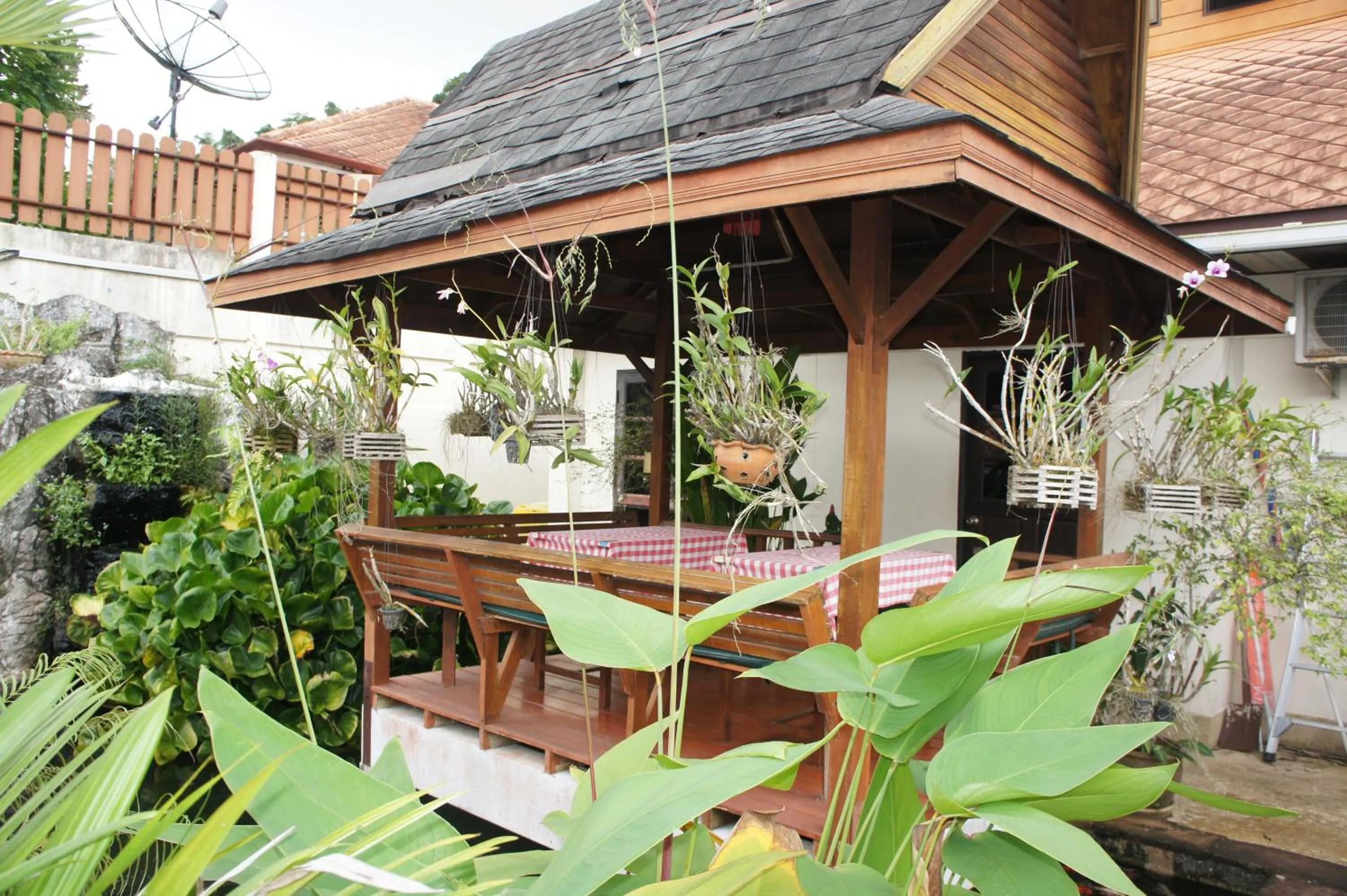 Restaurant/places to eat in Phuket Gay Homestay