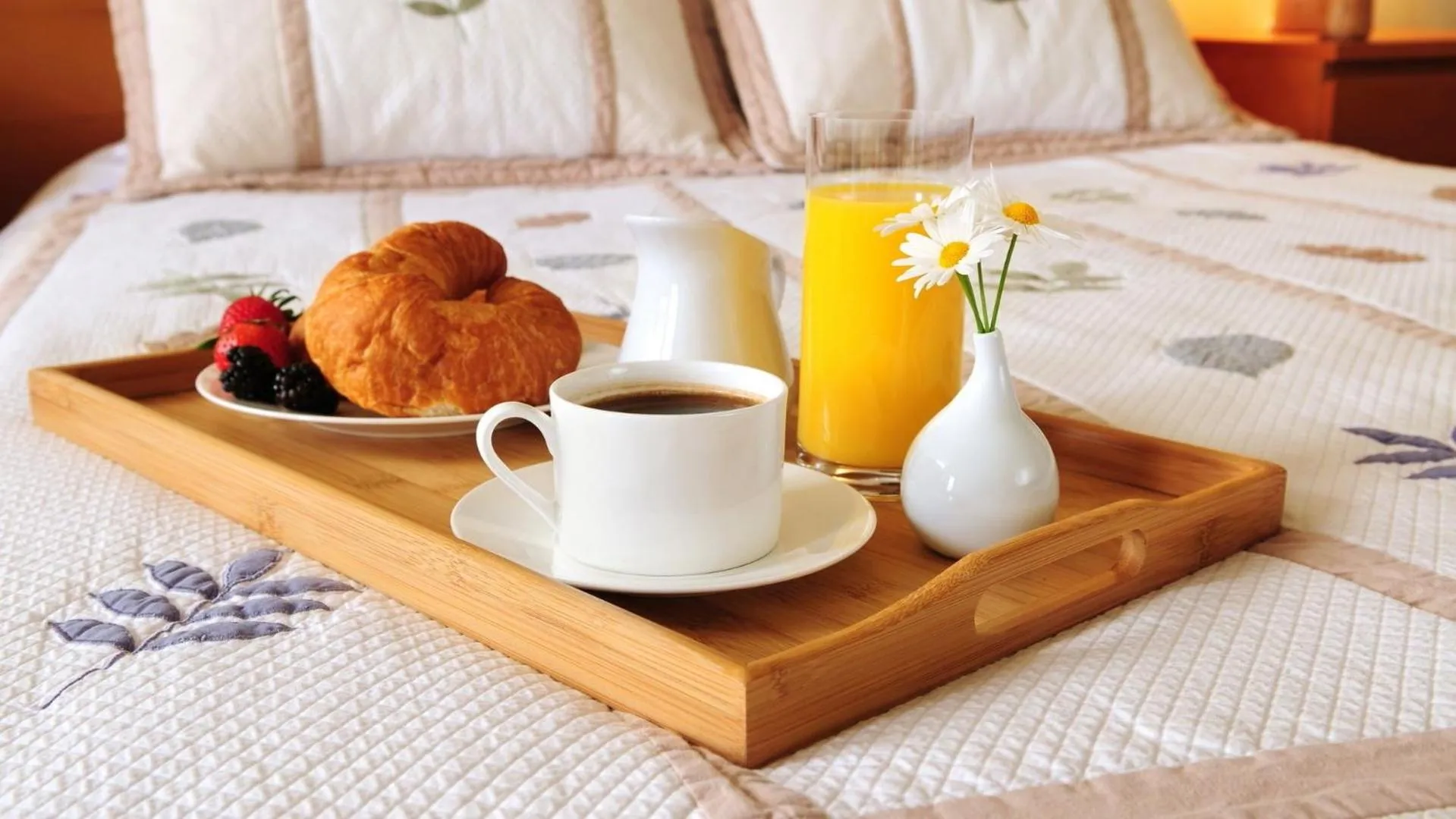 Breakfast, Bed in Stargaze Hotel & Apartment