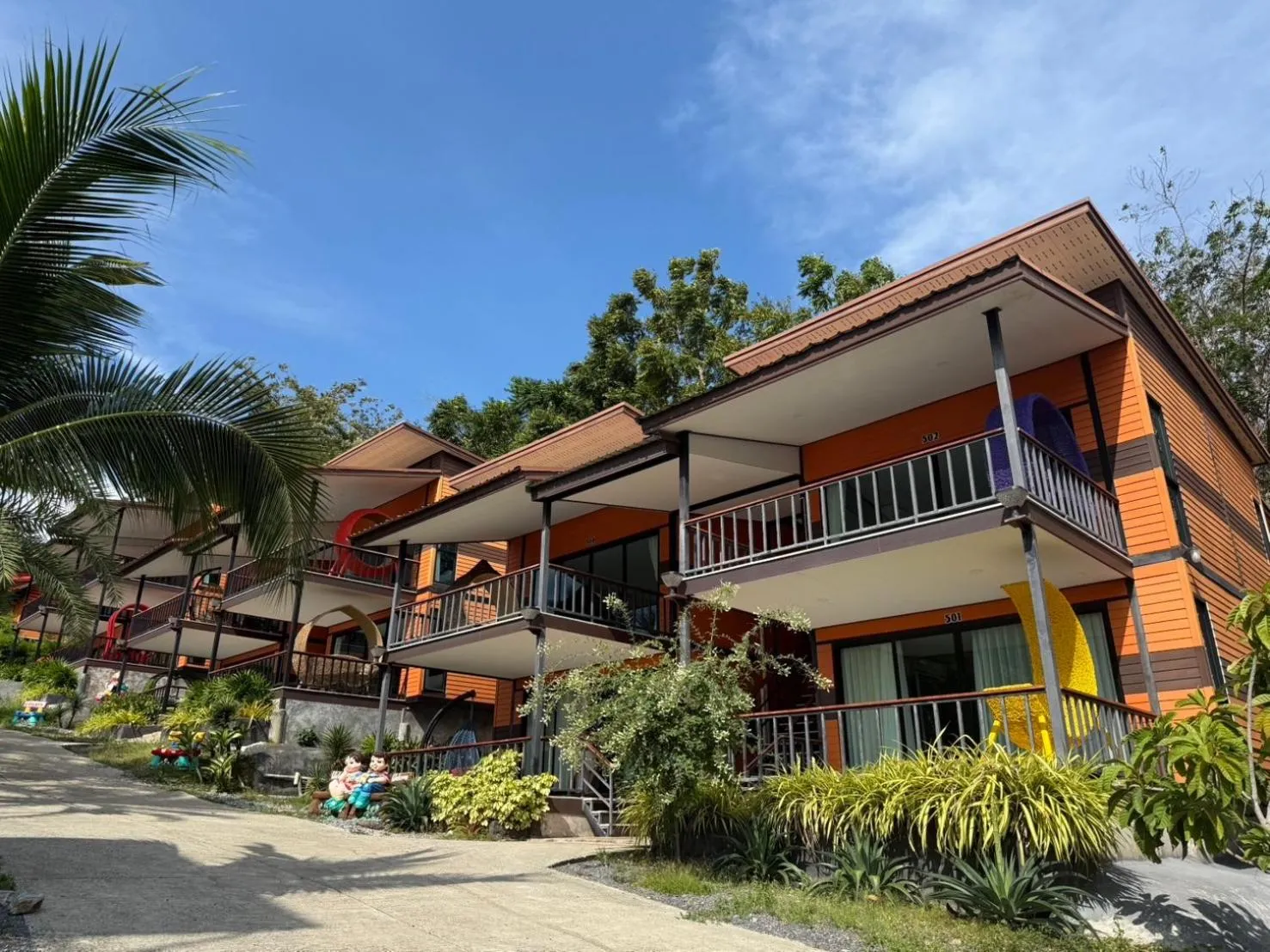 Property building in Chomview Resort