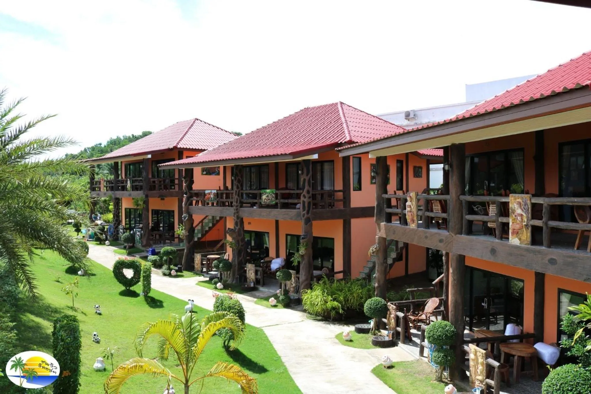 Property building in Chomview Resort