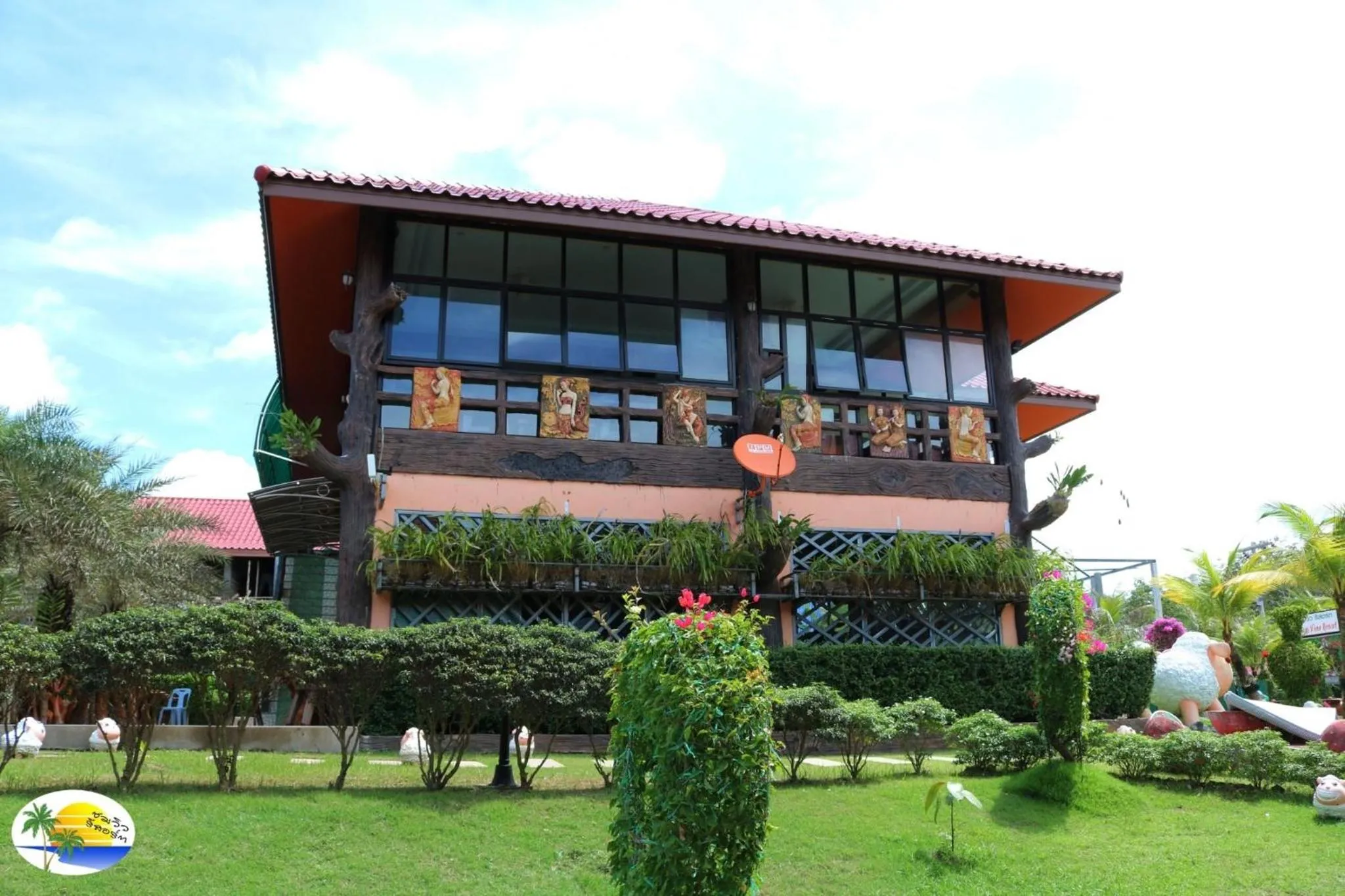 Property building in Chomview Resort