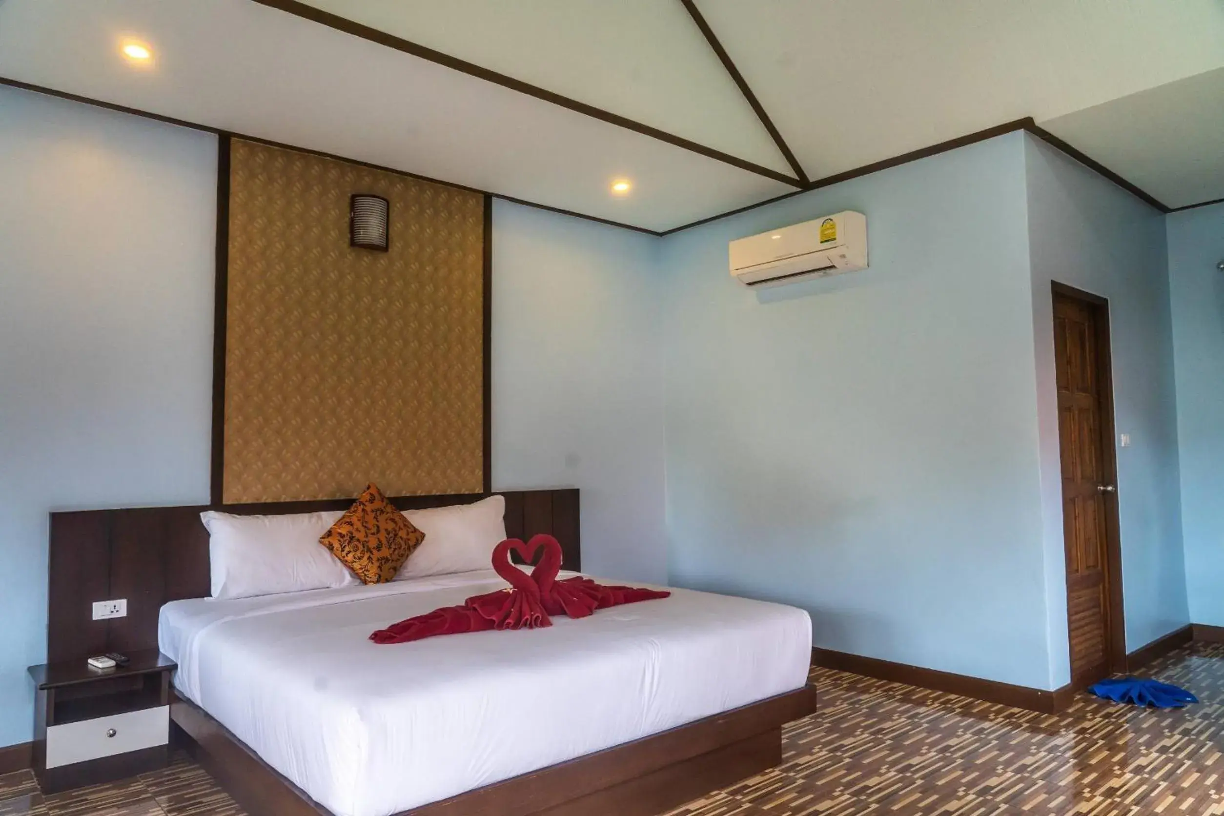 Villa Deluxe Double Room with Terrace in Chomview Resort Villa Deluxe Double Room with Terrace in Chomview Resort