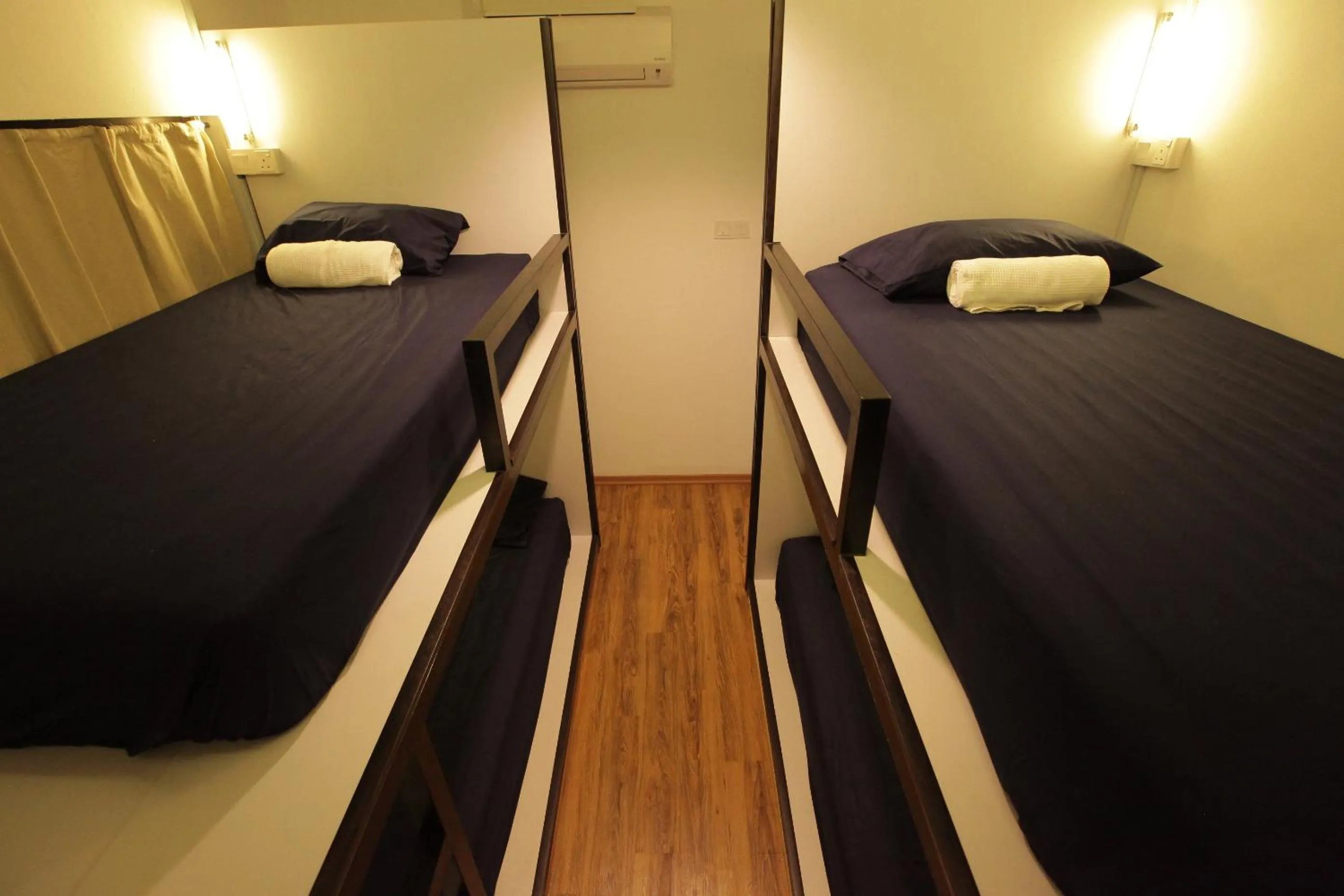 bunk bed, Bed in Hotel N45