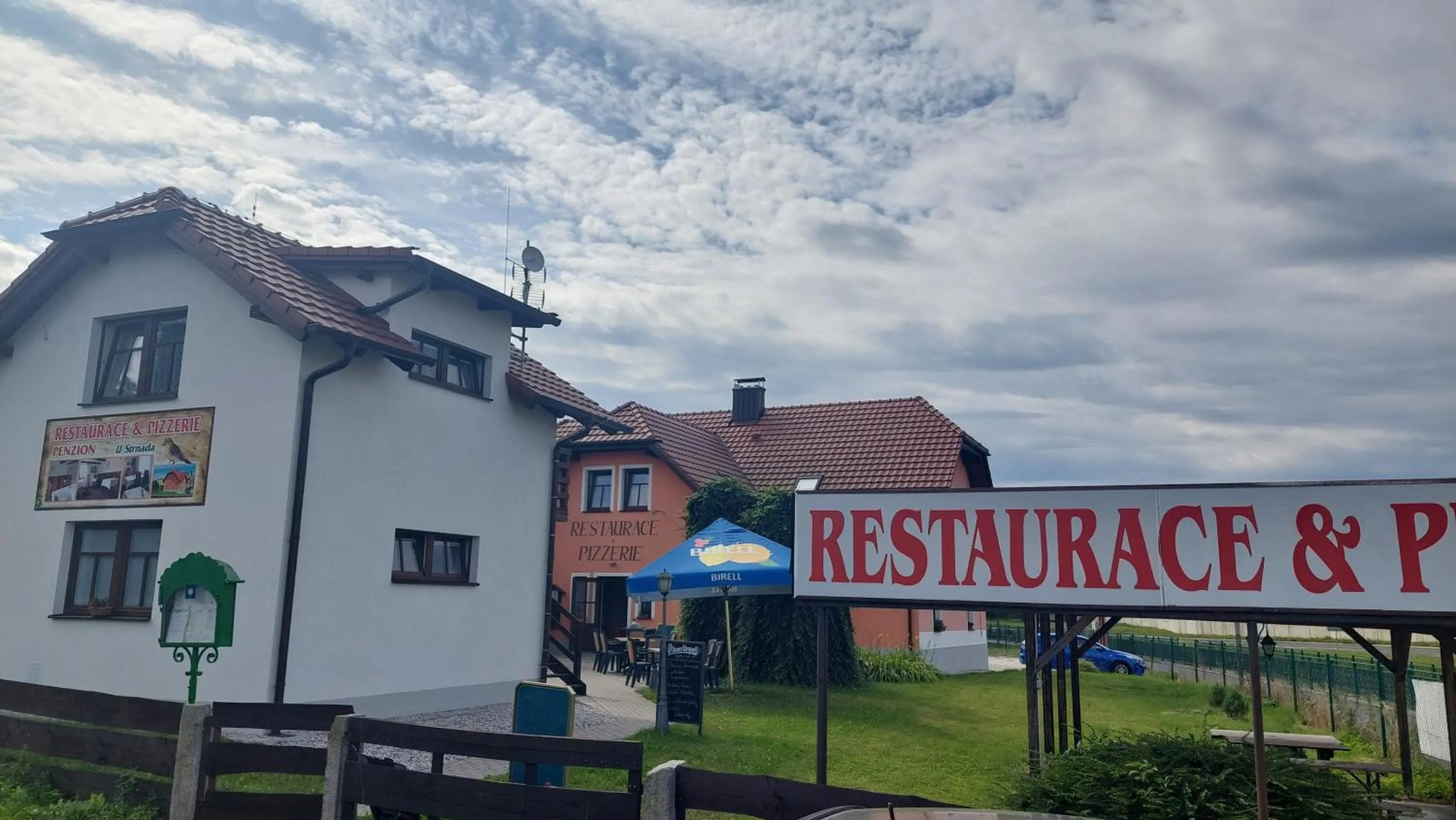 Penzion a restaurace U Strnada