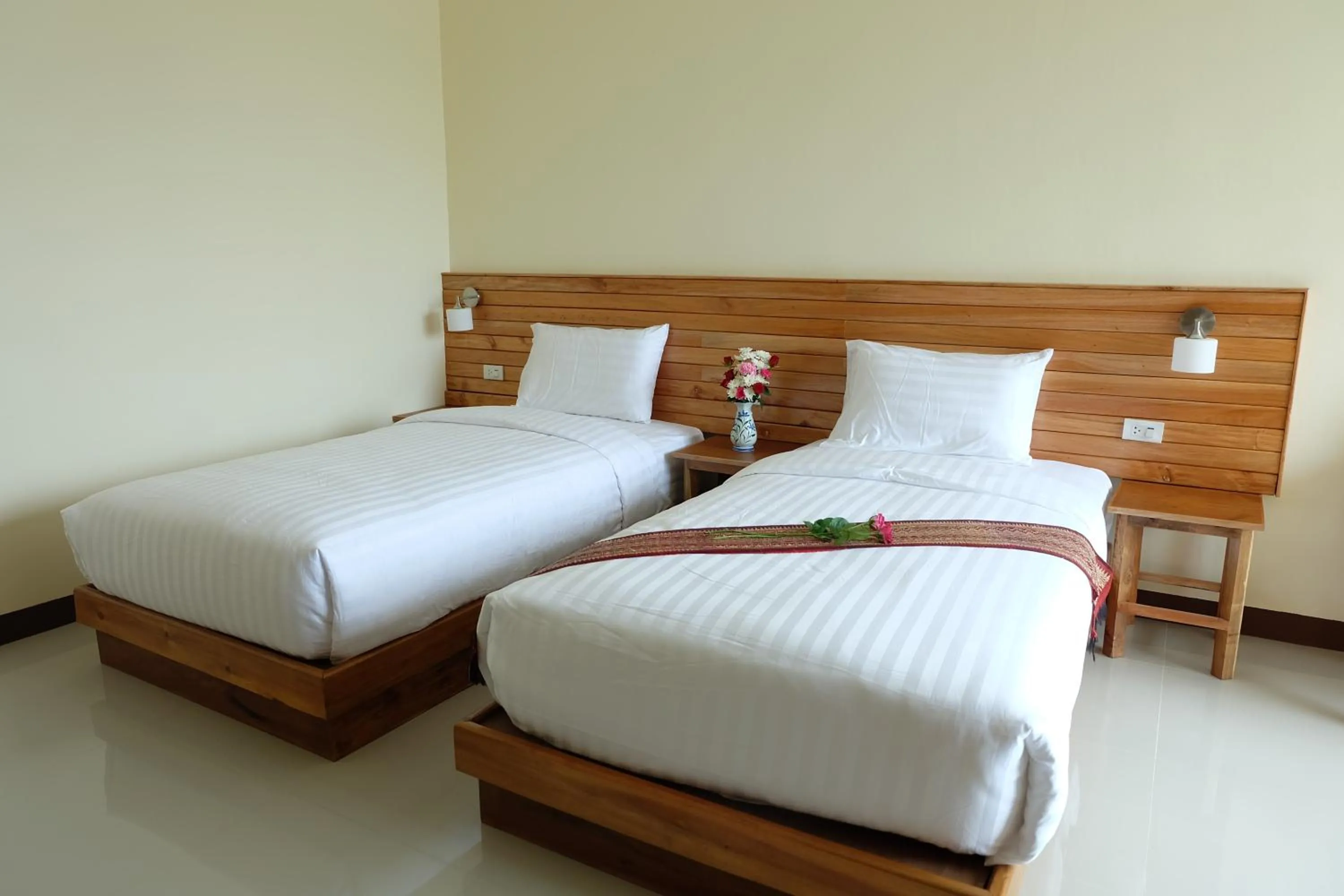 Bedroom, Bed in Chatin Guesthouse