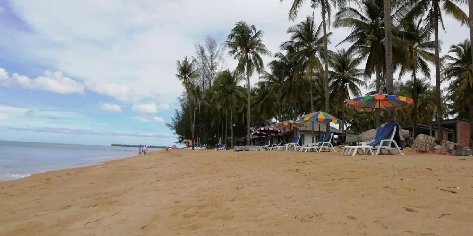 Beach in Chatin Guesthouse
