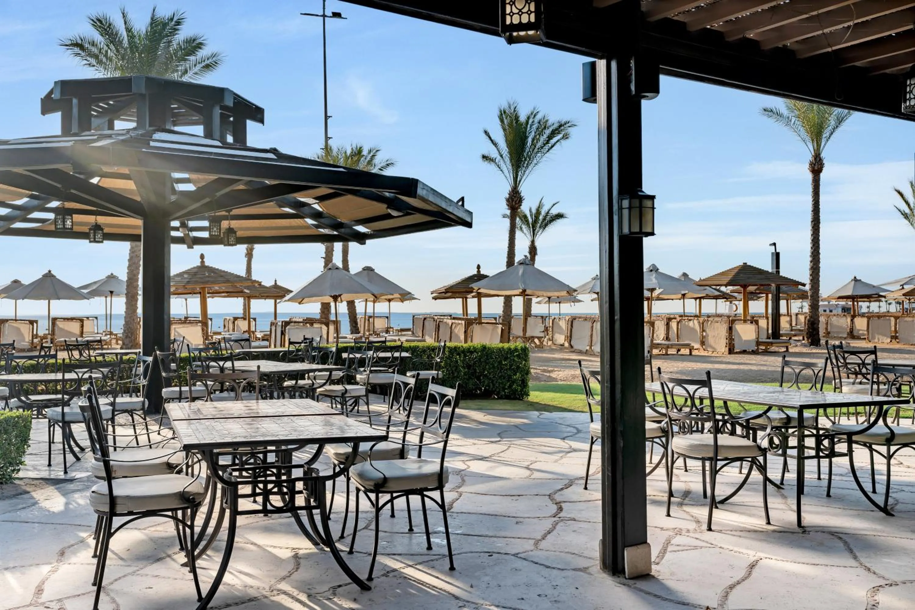 Restaurant/places to eat in Steigenberger Aldau Beach Hotel