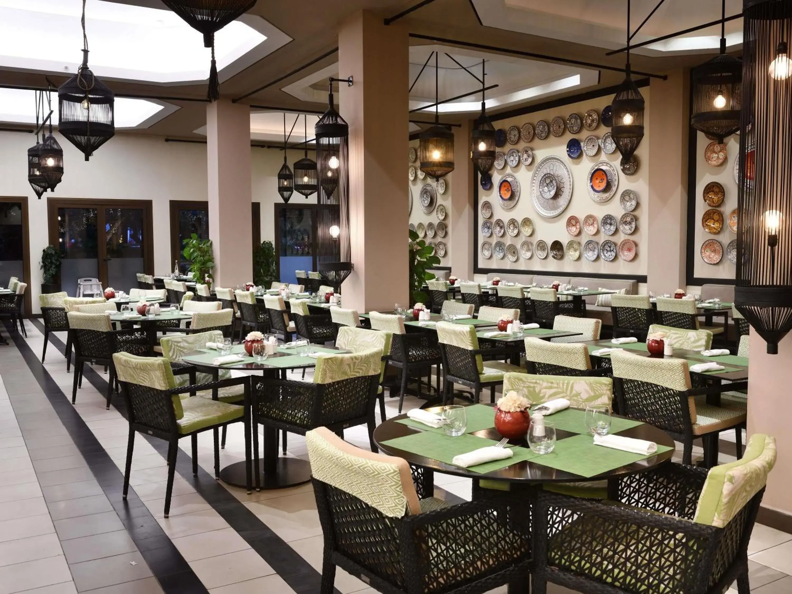 Restaurant/places to eat in Mövenpick Hotel Mansour Eddahbi Marrakech Restaurant/places to eat in Mövenpick Hotel Mansour Eddahbi Marrakech