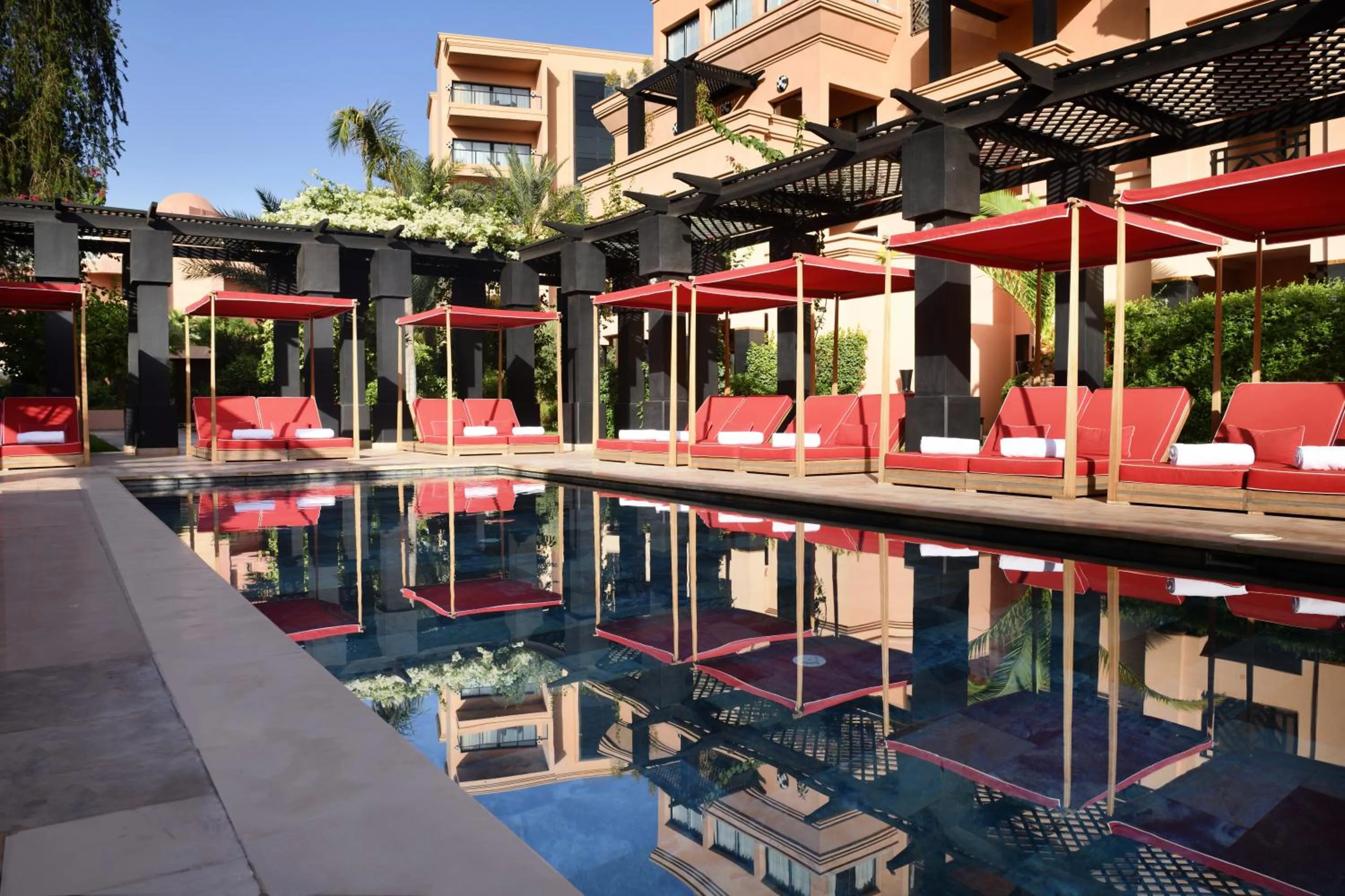 Swimming pool in Mövenpick Hotel Mansour Eddahbi Marrakech