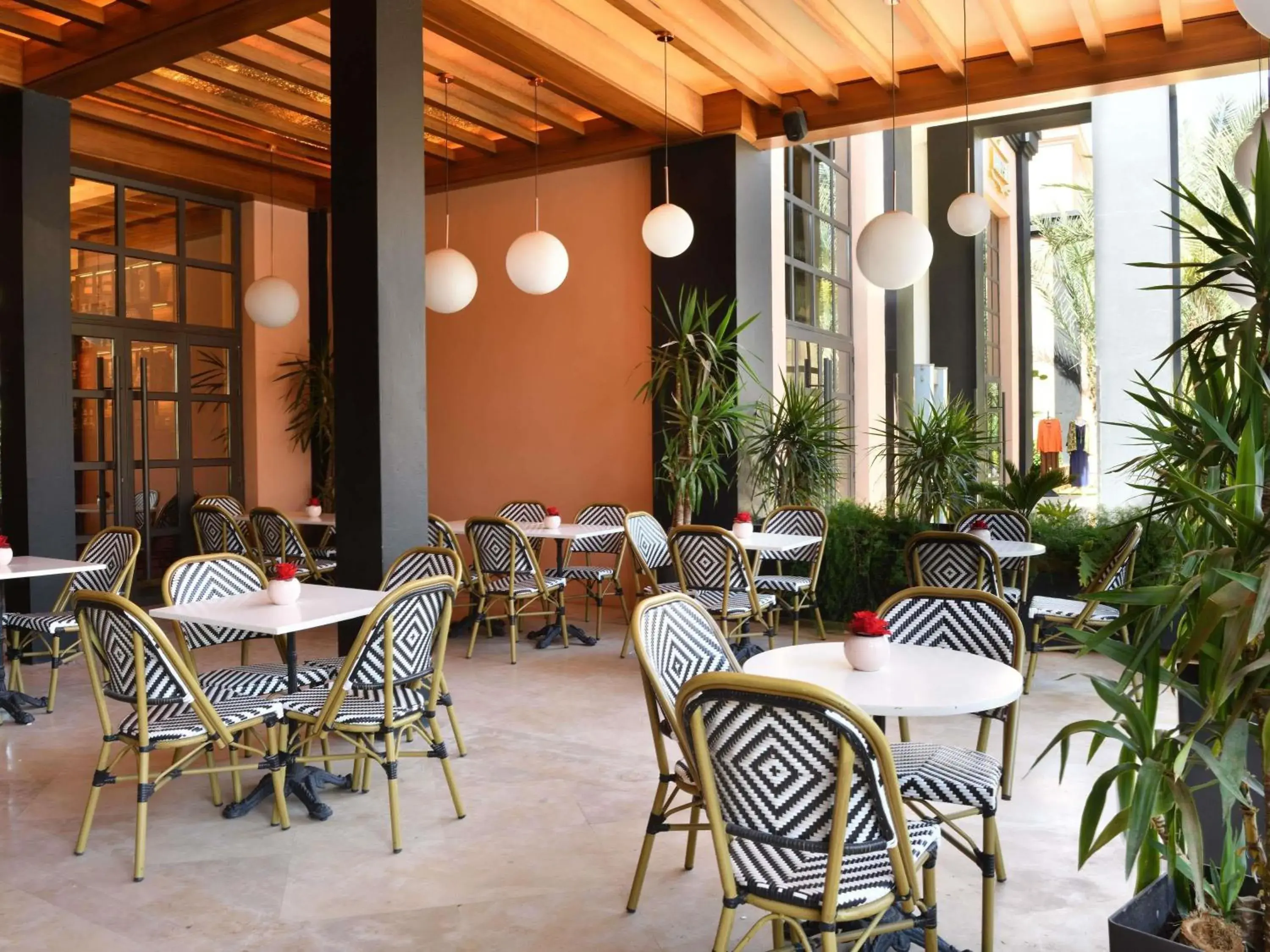 Restaurant/places to eat in Mövenpick Hotel Mansour Eddahbi Marrakech Restaurant/places to eat in Mövenpick Hotel Mansour Eddahbi Marrakech