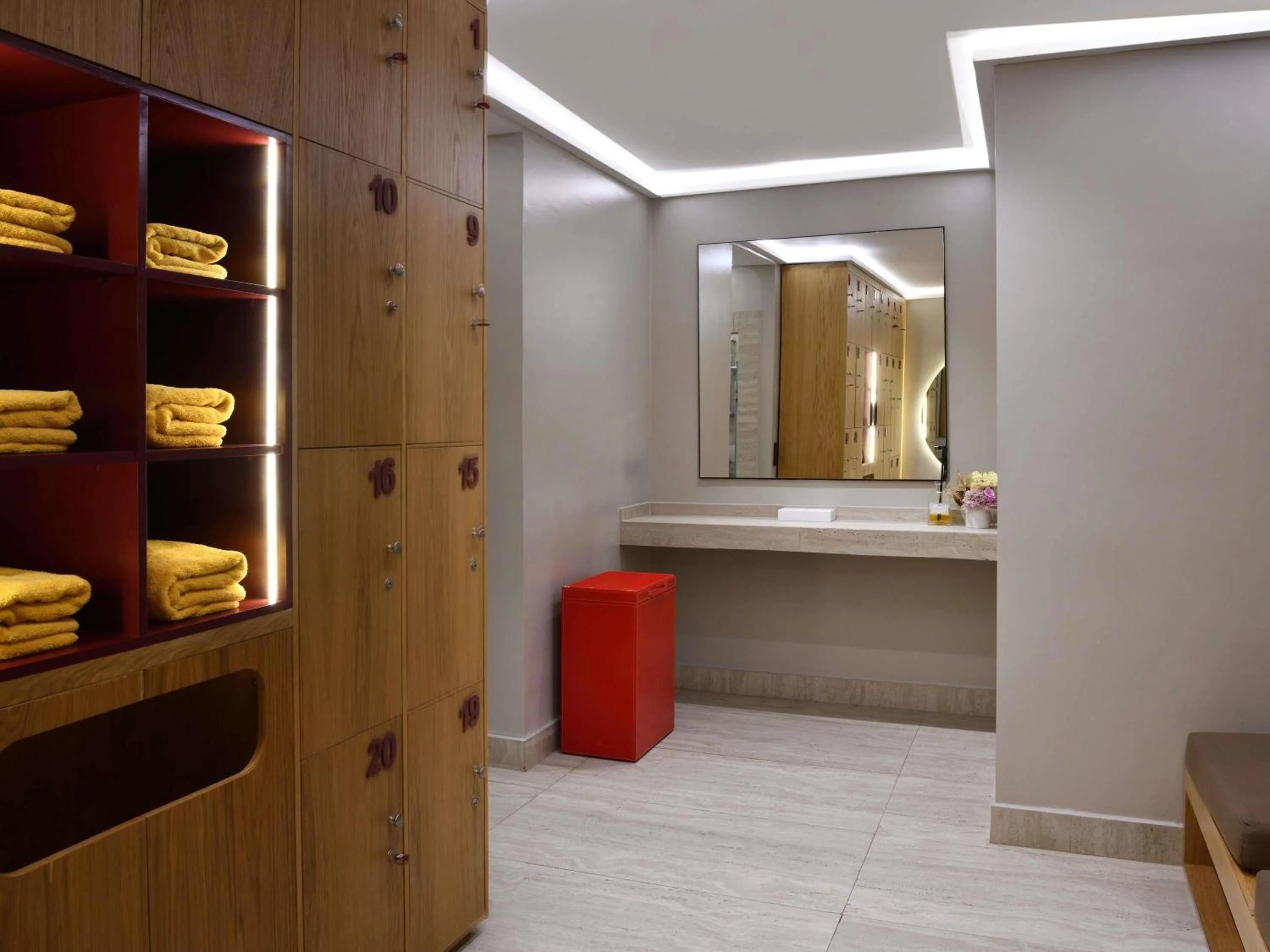 Fitness centre/facilities in Mövenpick Hotel Mansour Eddahbi Marrakech