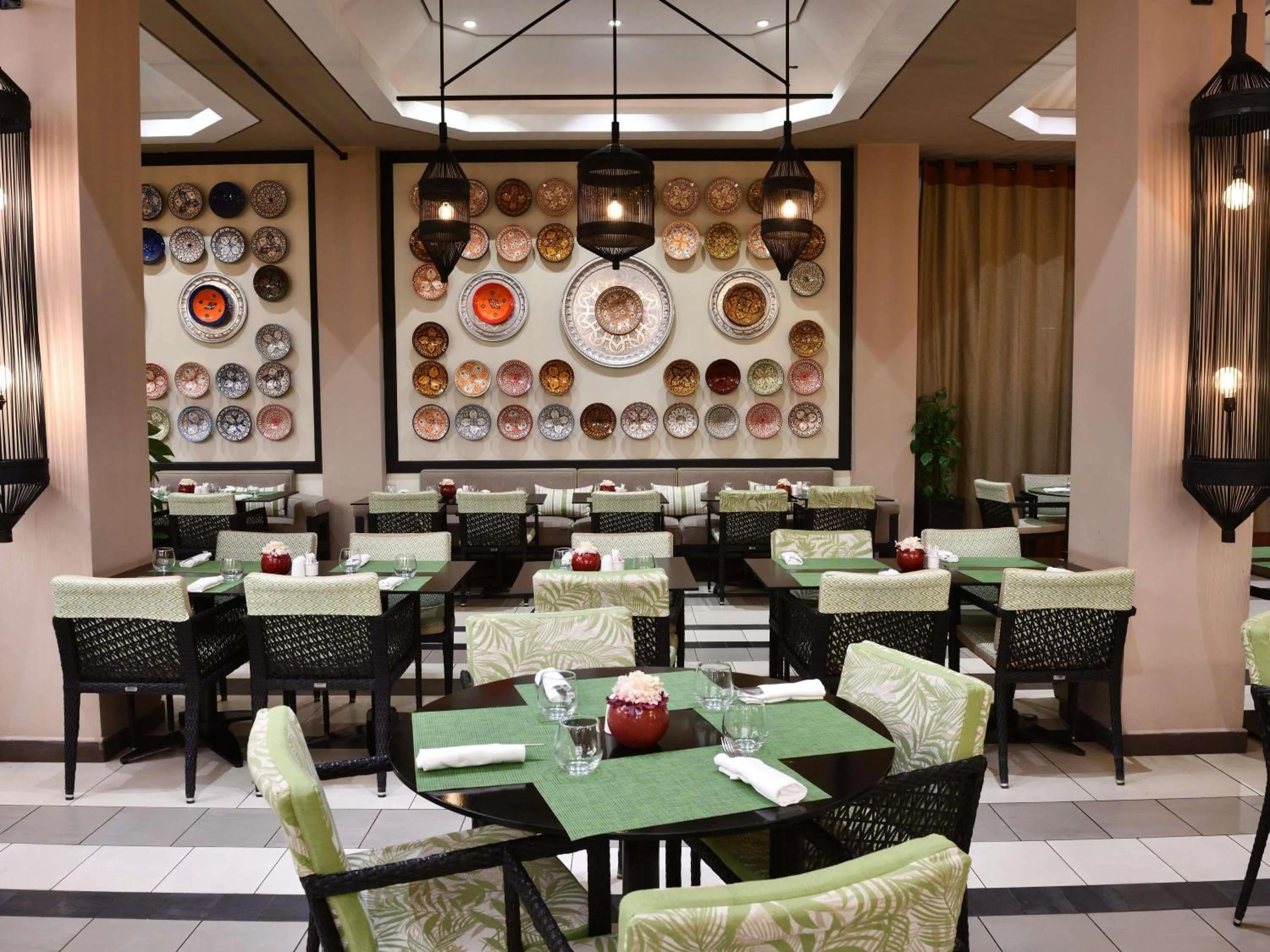 Restaurant/places to eat in Mövenpick Hotel Mansour Eddahbi Marrakech
