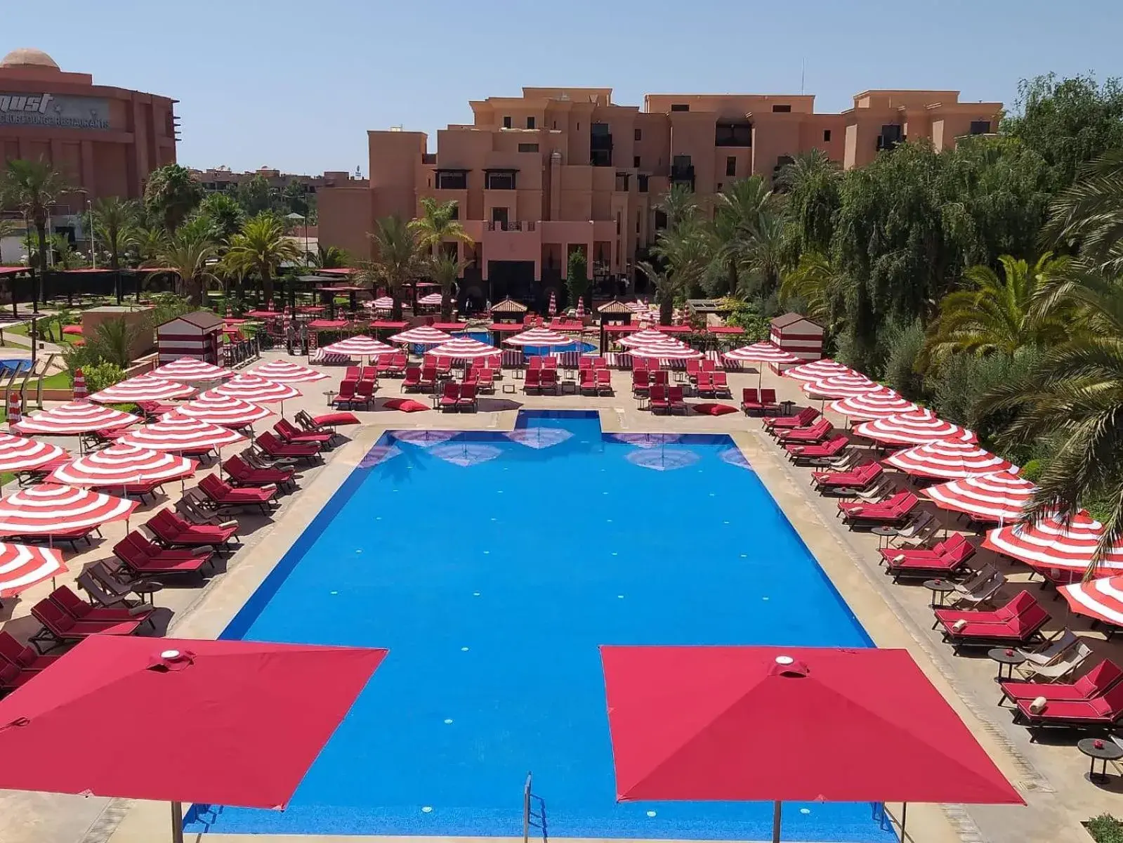 Swimming pool, Pool View in Mövenpick Hotel Mansour Eddahbi Marrakech