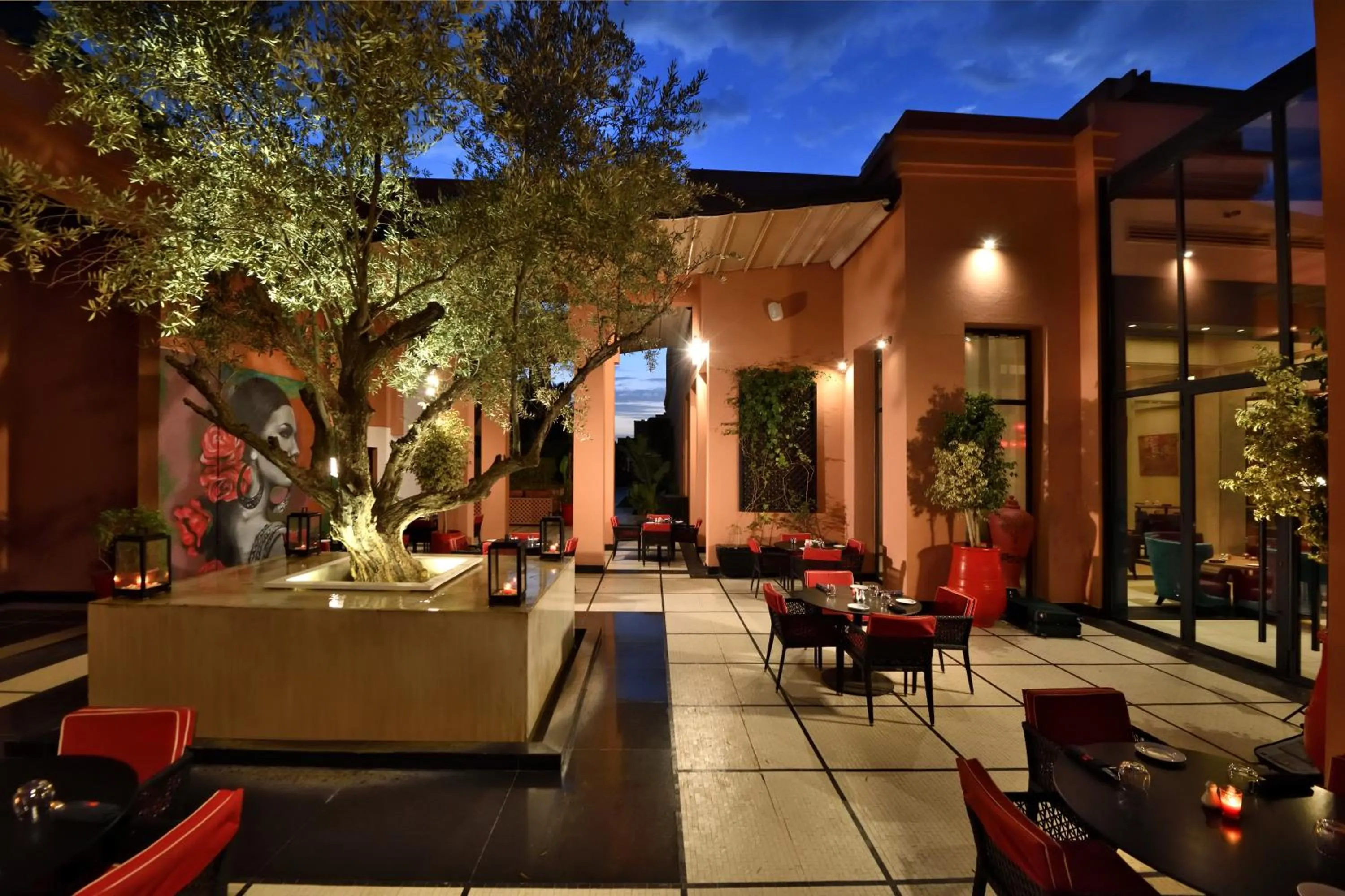 Restaurant/places to eat in Mövenpick Hotel Mansour Eddahbi Marrakech