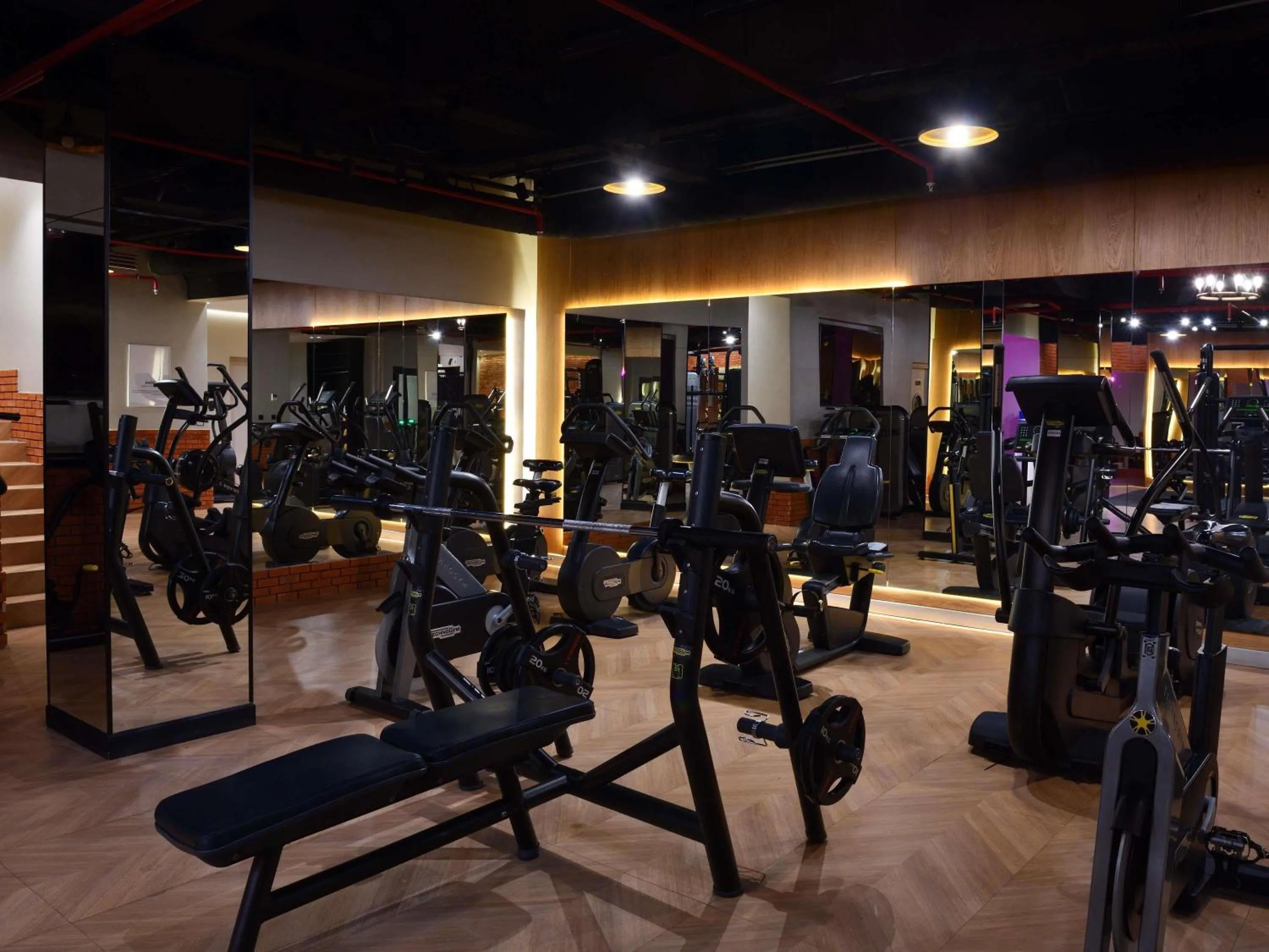Fitness centre/facilities in Mövenpick Hotel Mansour Eddahbi Marrakech
