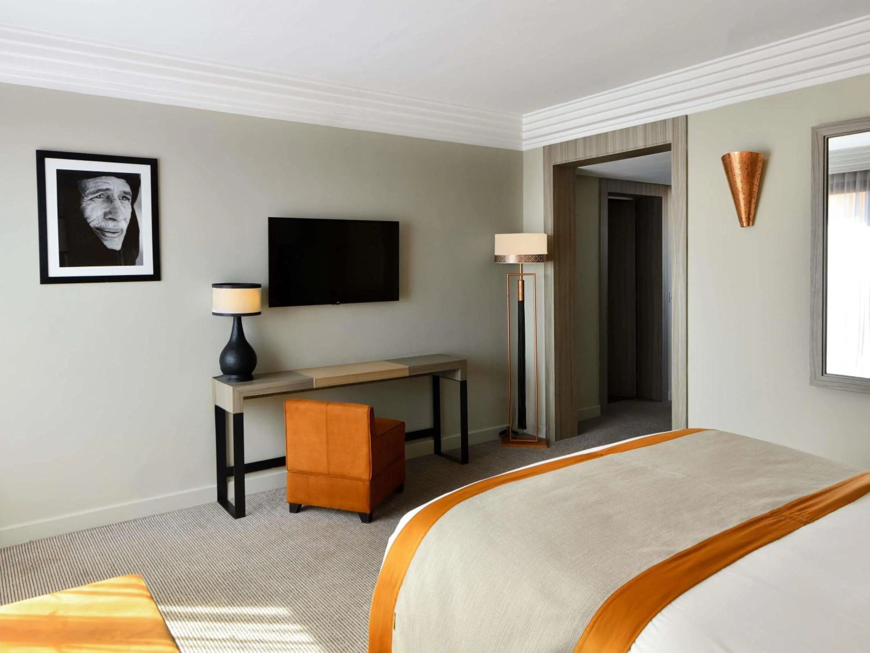 Bedroom, Bed in Mövenpick Hotel Mansour Eddahbi Marrakech