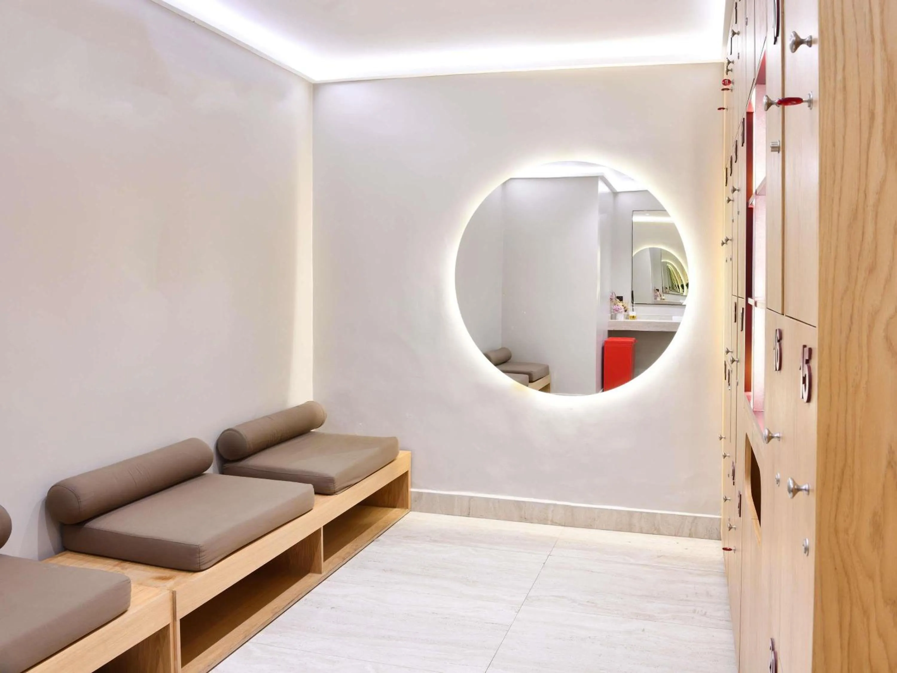 Fitness centre/facilities in Mövenpick Hotel Mansour Eddahbi Marrakech