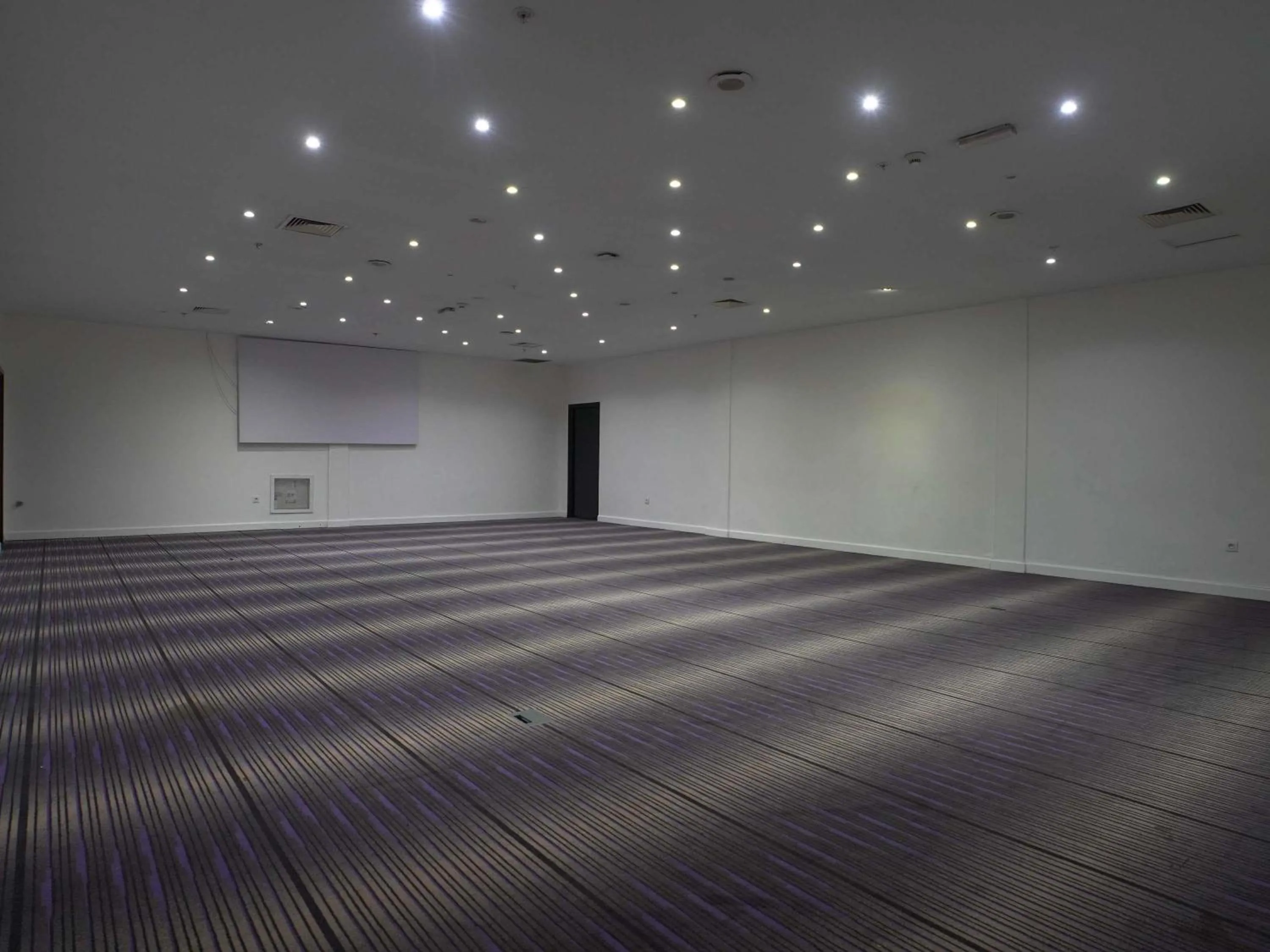 Meeting/conference room in Mövenpick Hotel Mansour Eddahbi Marrakech