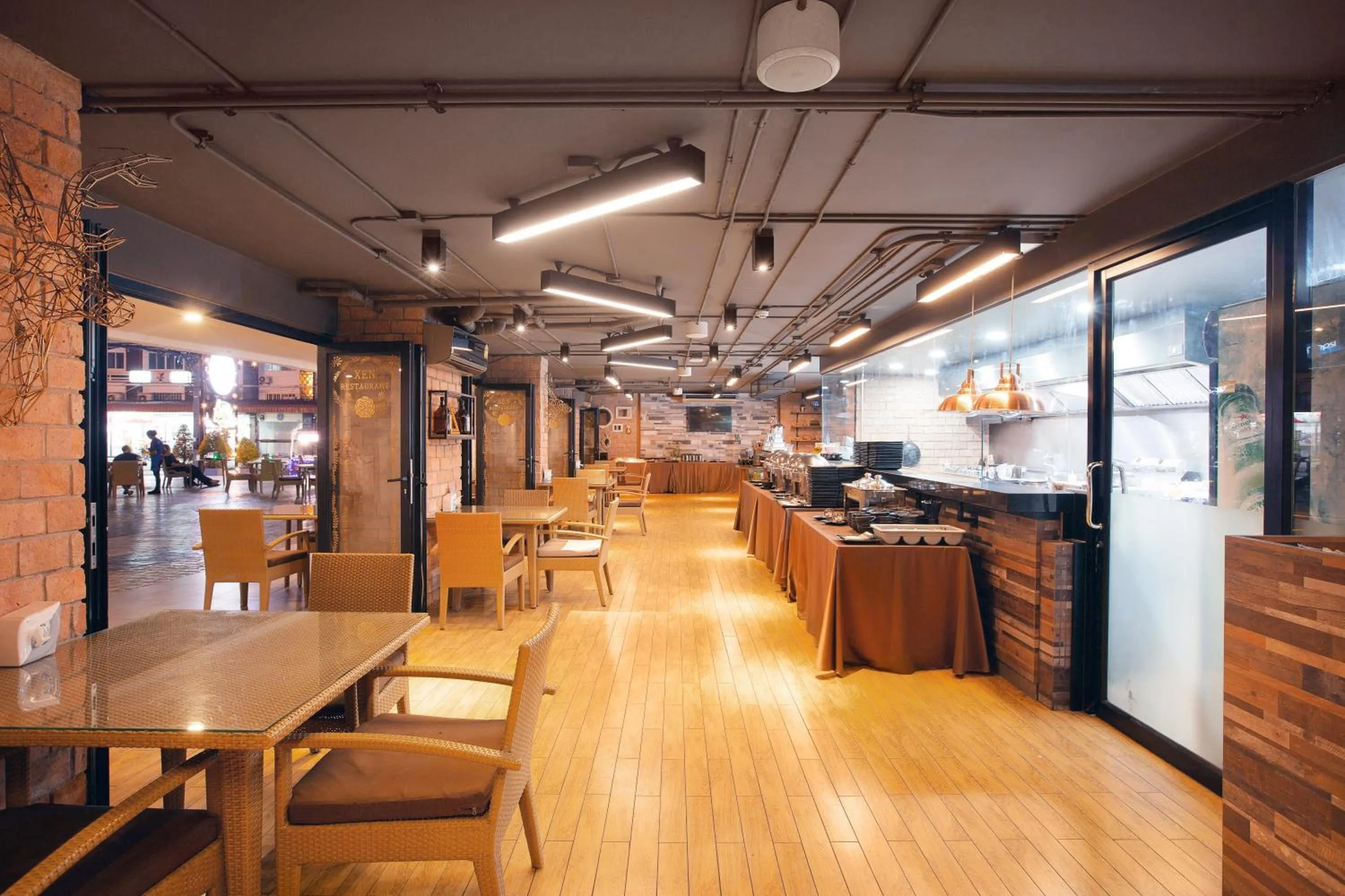 Restaurant/places to eat in Xen Hotel Nakhon Pathom - SHA PLUS