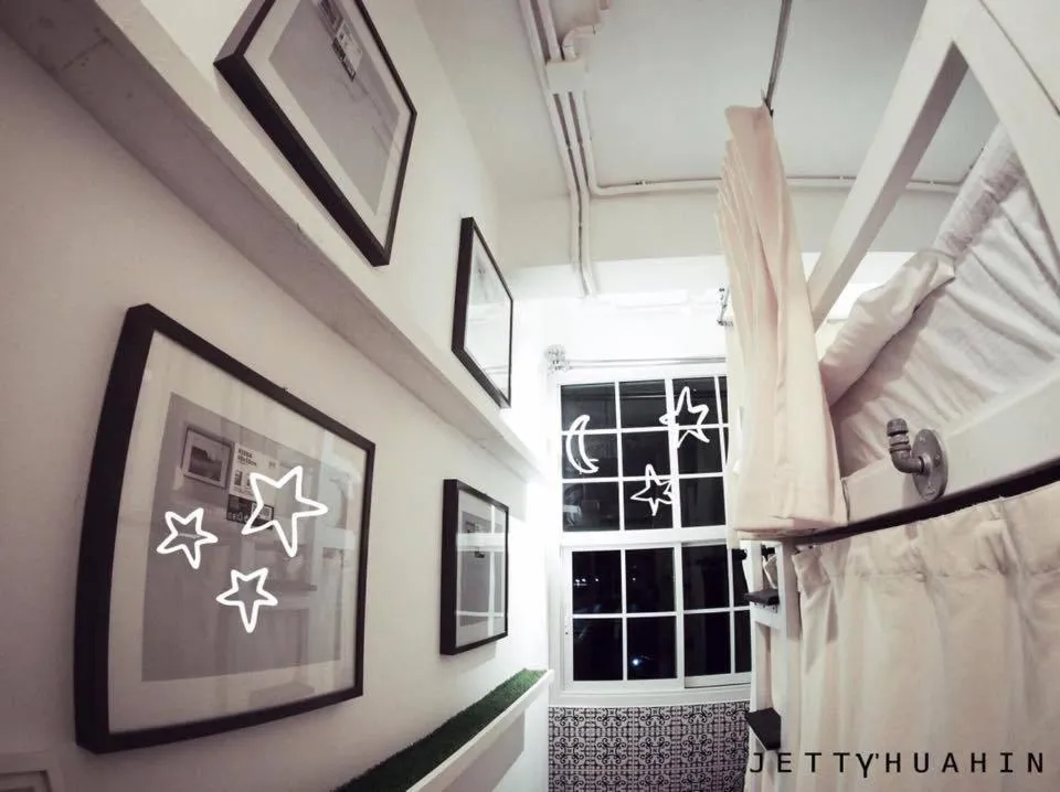 Bed in Jetty Huahin Hostel