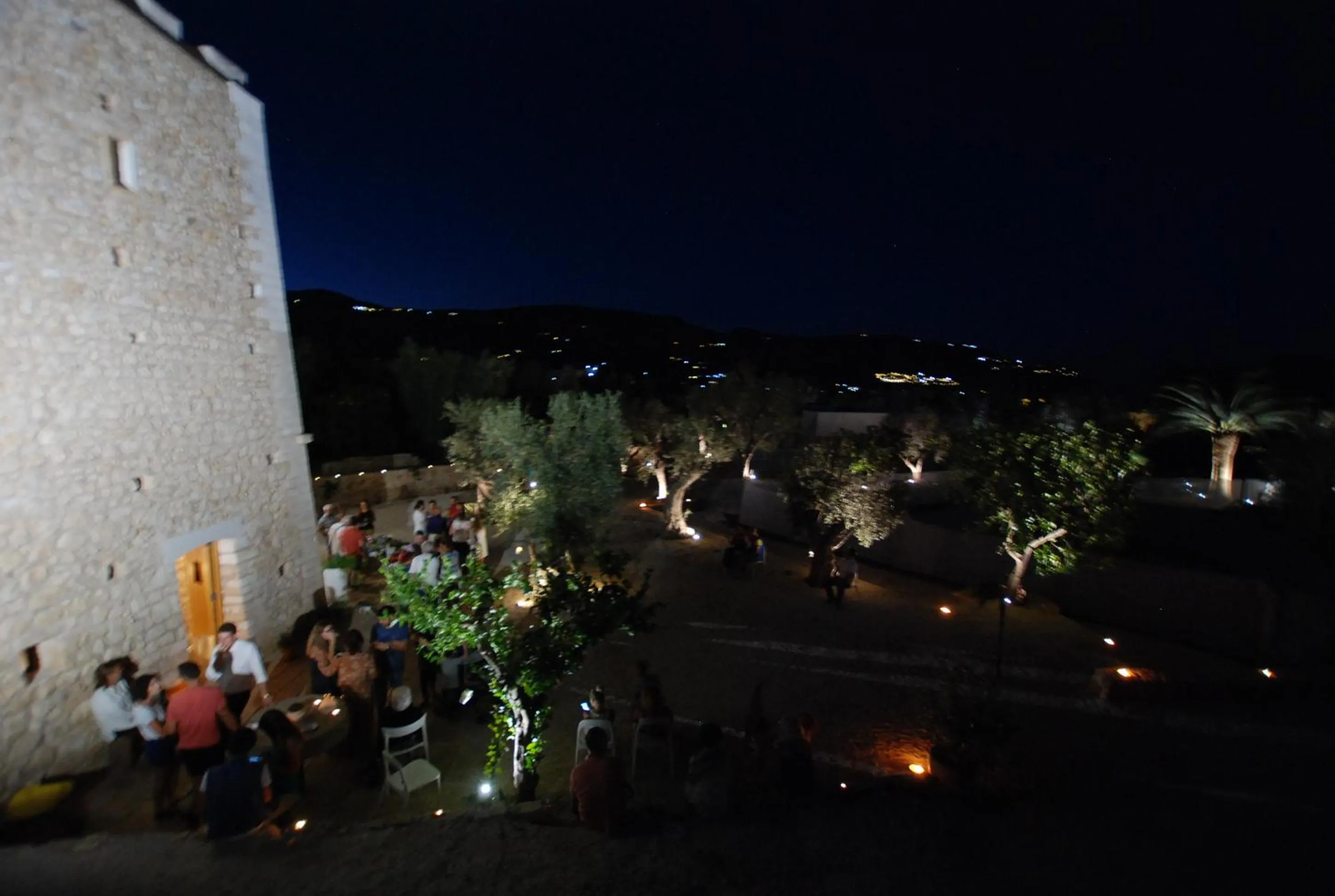 Evening entertainment in Hotel Torre Santamaria Resort