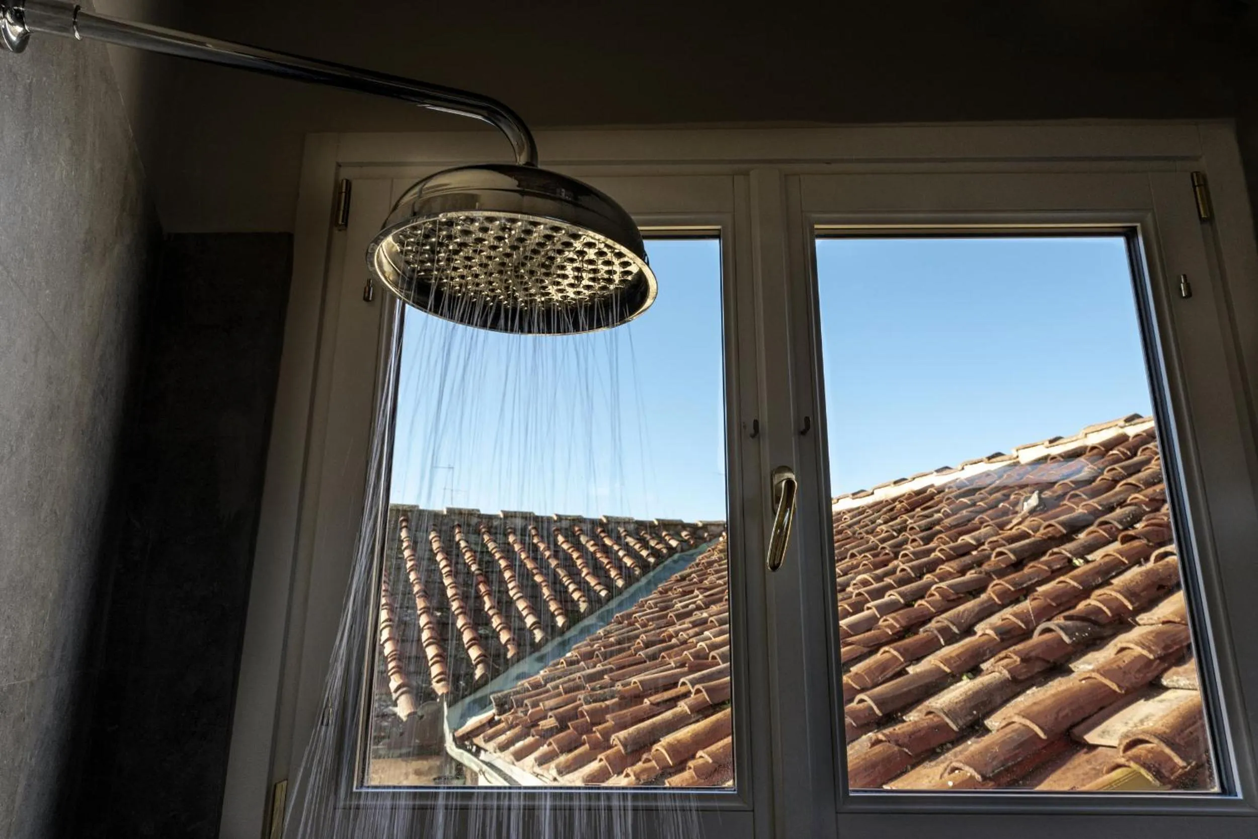 Shower in Parione Uno