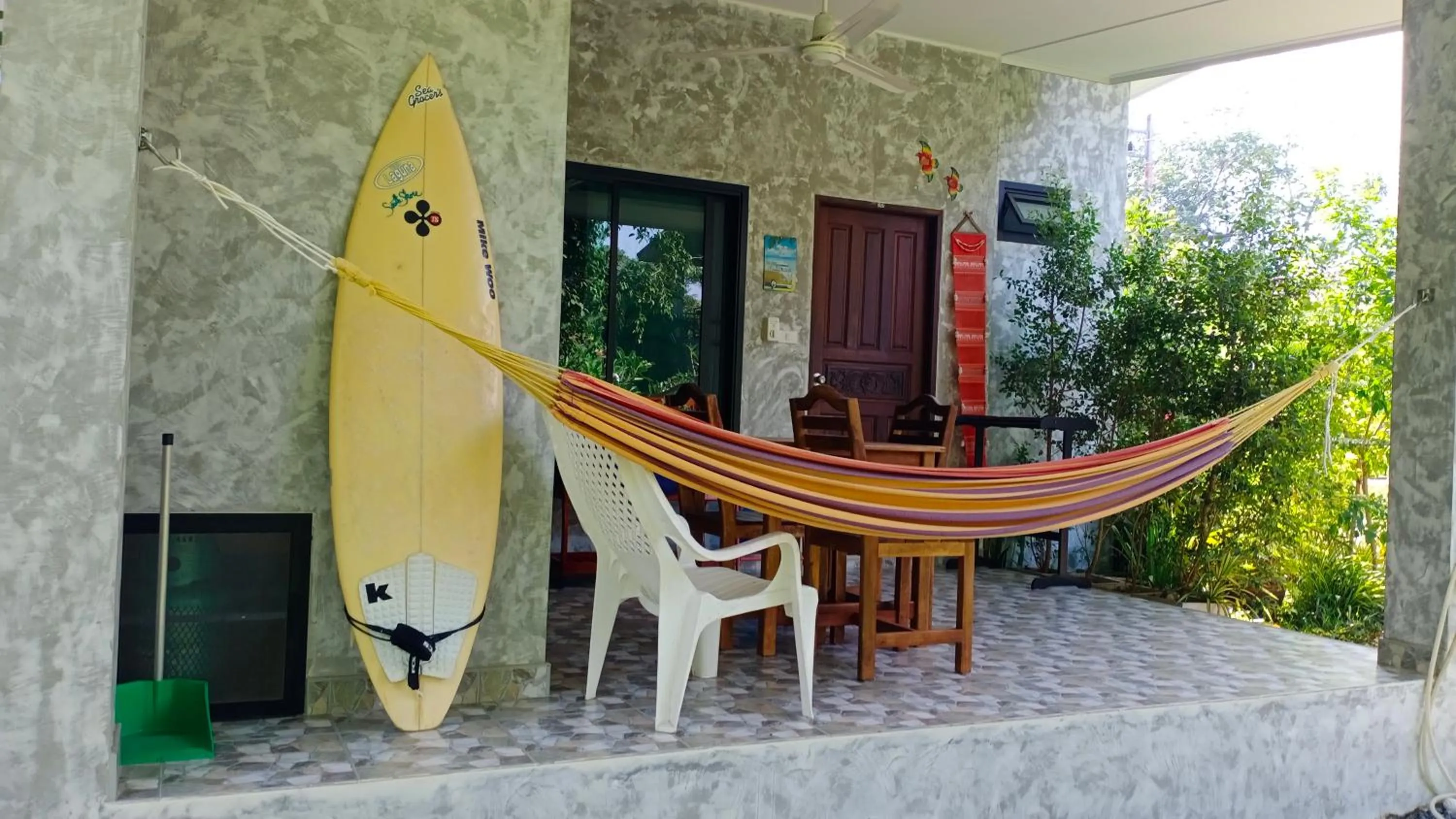 Property building in Nananuira Apartment and Room