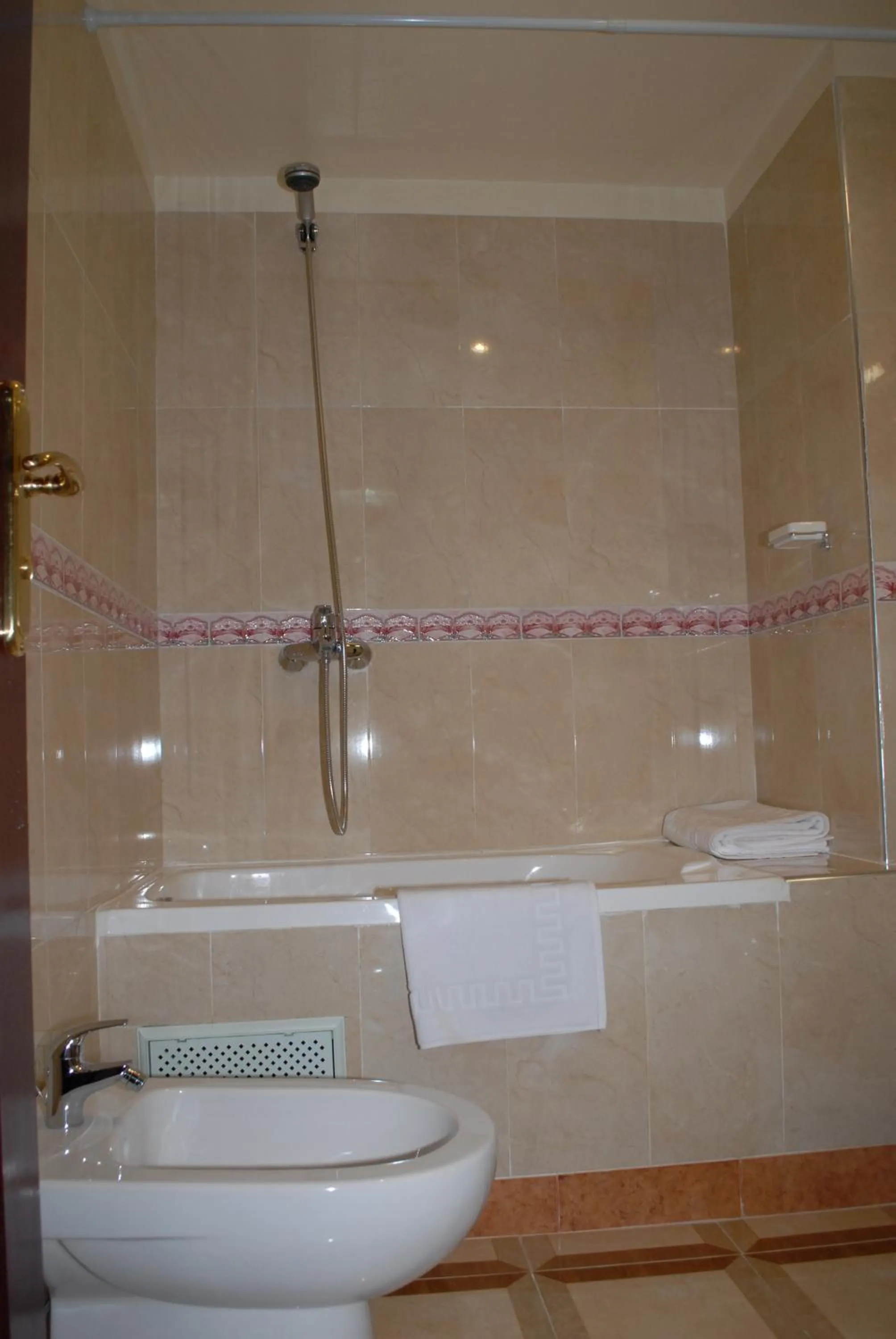 Bathroom in Appart Hotel Les Ambassadeurs